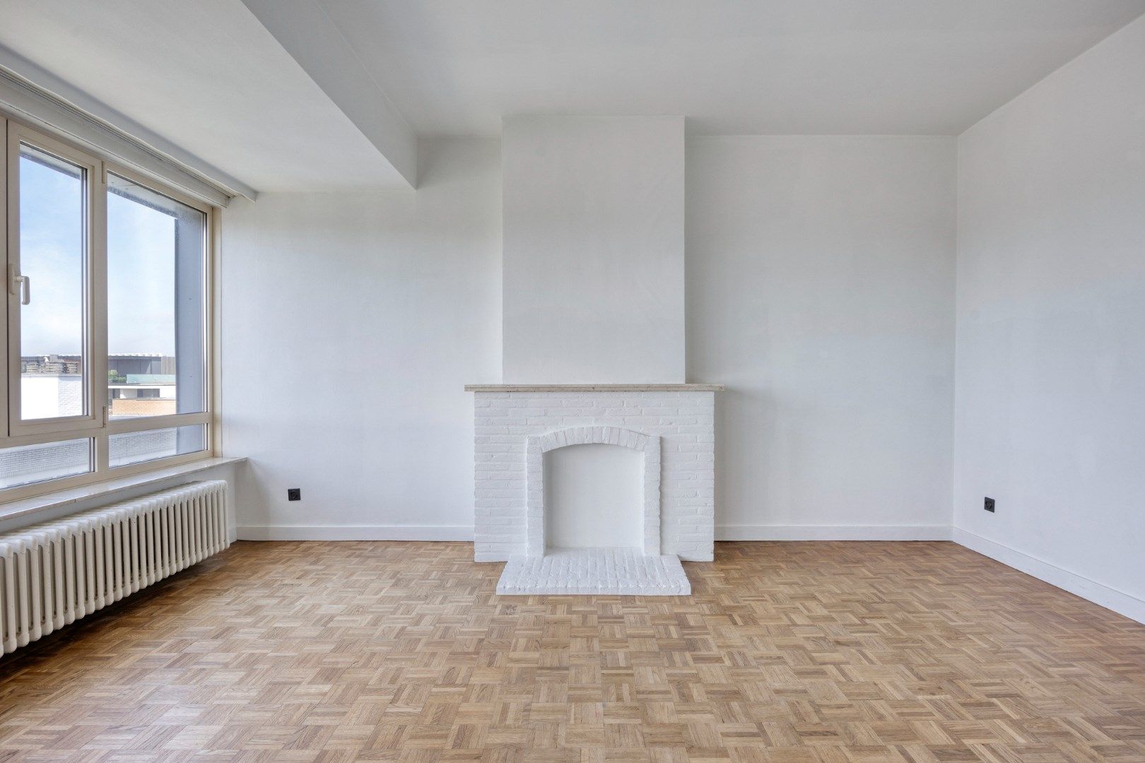 KIJKMOMENT ZA 14/06 van 09:00 tot 10:00 ! Ruim instapklaar appartement met 3 slpks, gelegen in het centrum van Mol !  foto 4