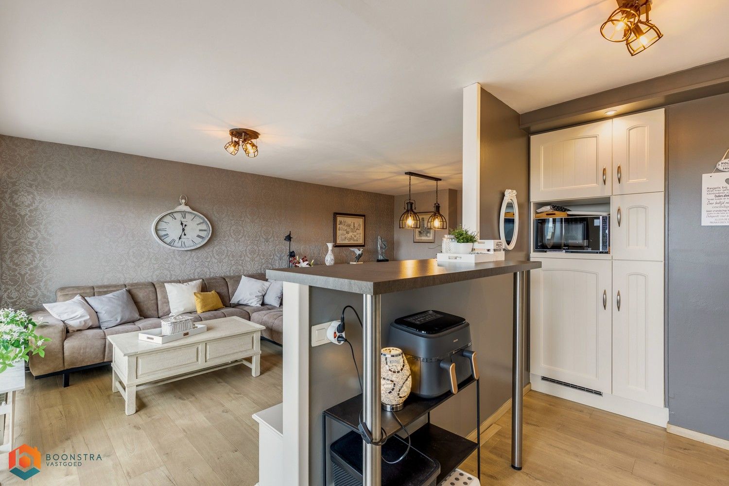 Gerenoveerd app. met 2 slpkrs en parking in Mechelen foto 12