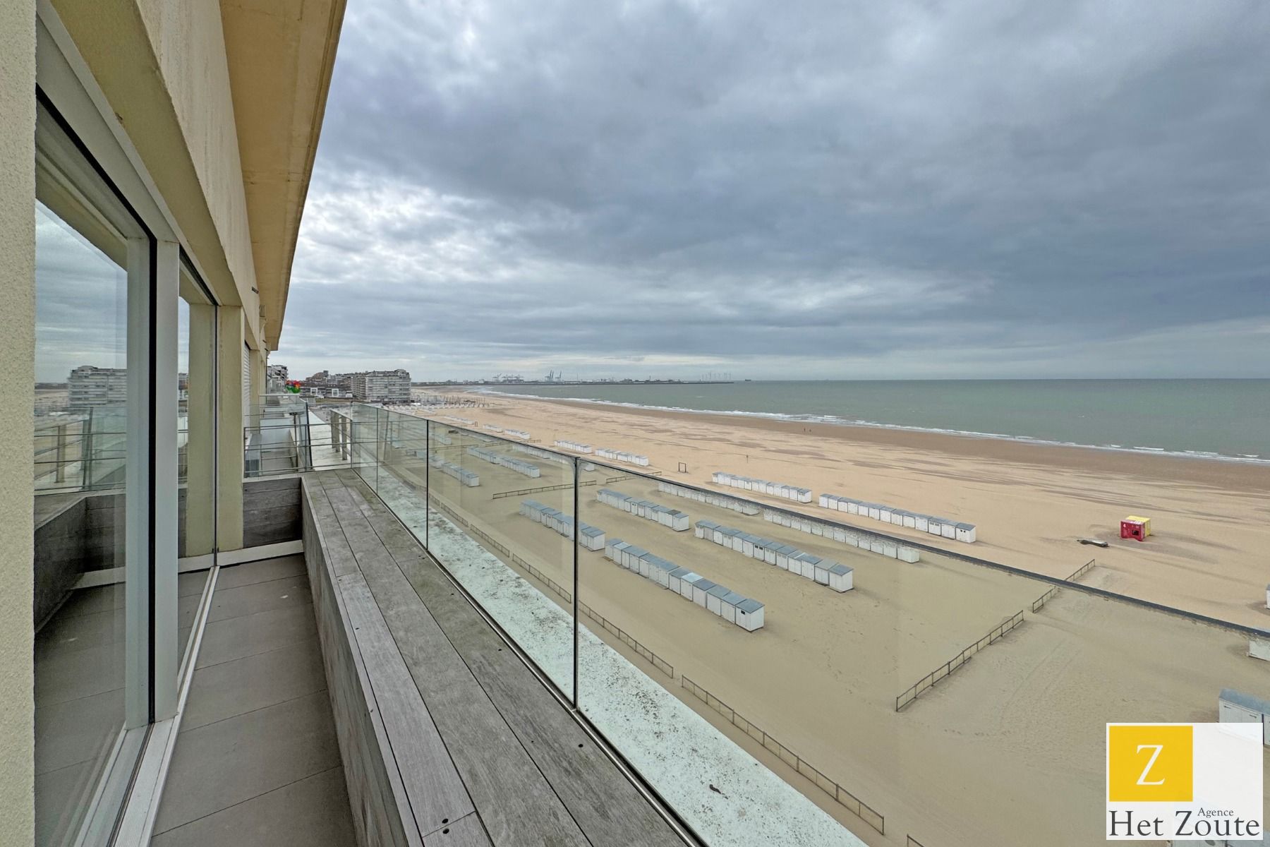 Hoekappartement met prachtig zicht over Zeedijk-Albertstrand foto 11