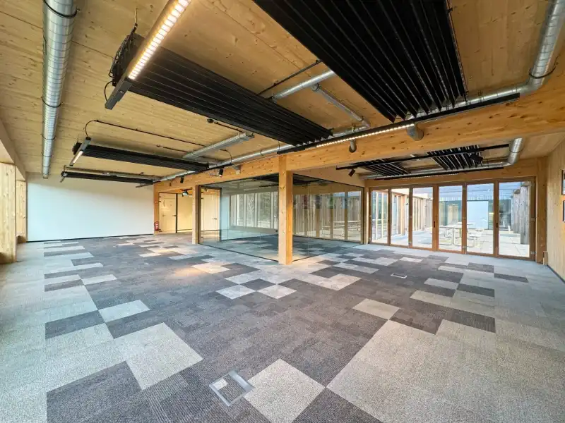 veelzijdige kantoorruimte te huur foto 3