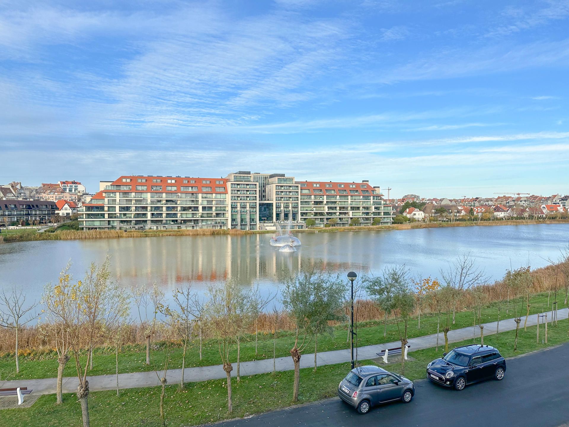 Uitzonderlijk 4-slpk. appartement met zicht op het ZEGEMEER. foto 36