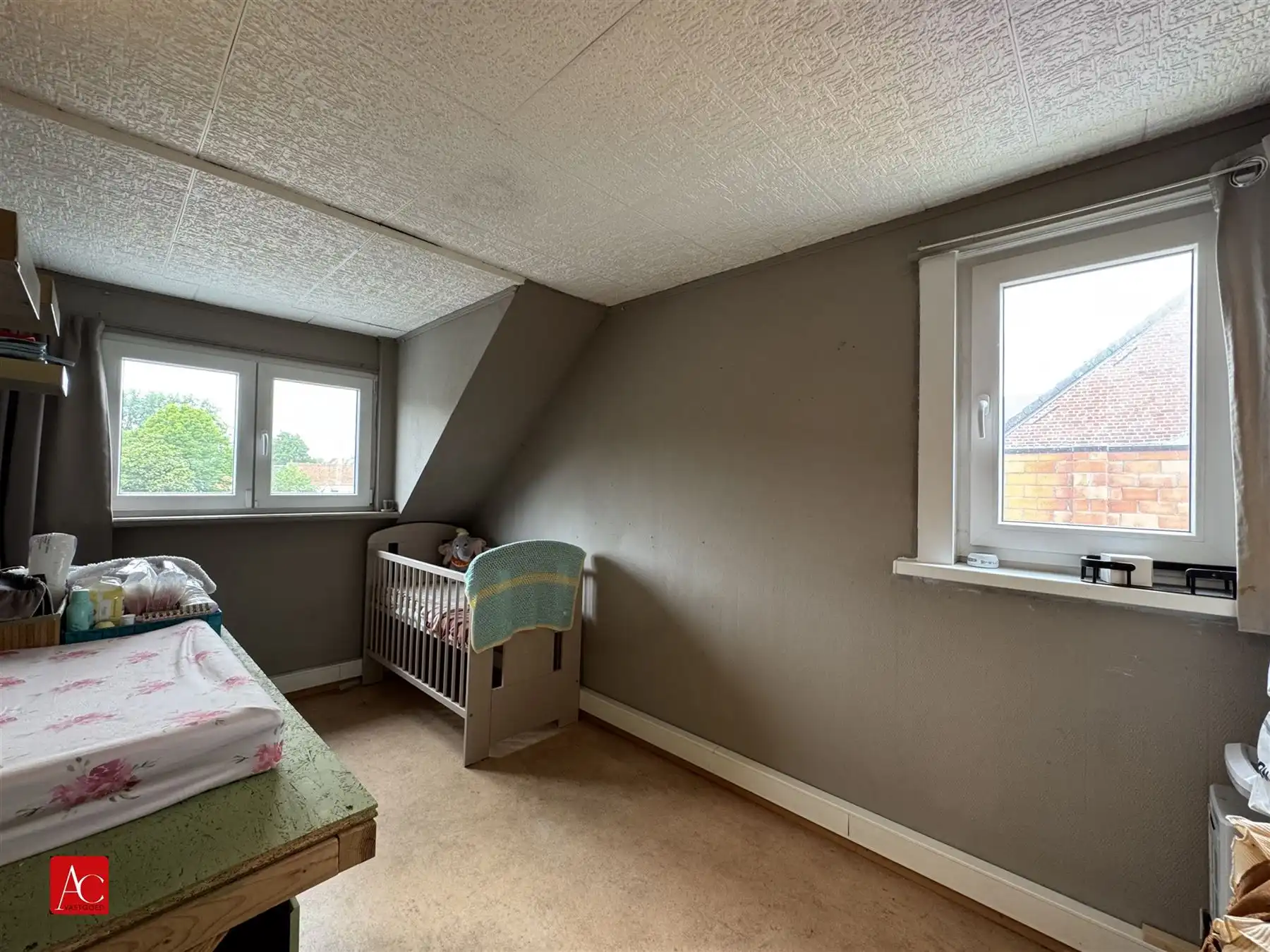 Gezinswoning met 5 slaapkamers en inpandige garage foto 15