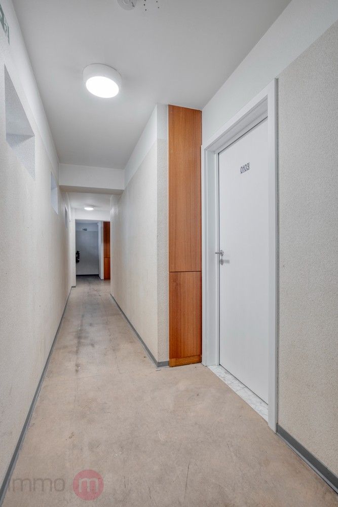 Volledig vernieuwde, instapklare studio in hartje Leuven met afgesloten garagebox – rustig gelegen pareltje! foto 6