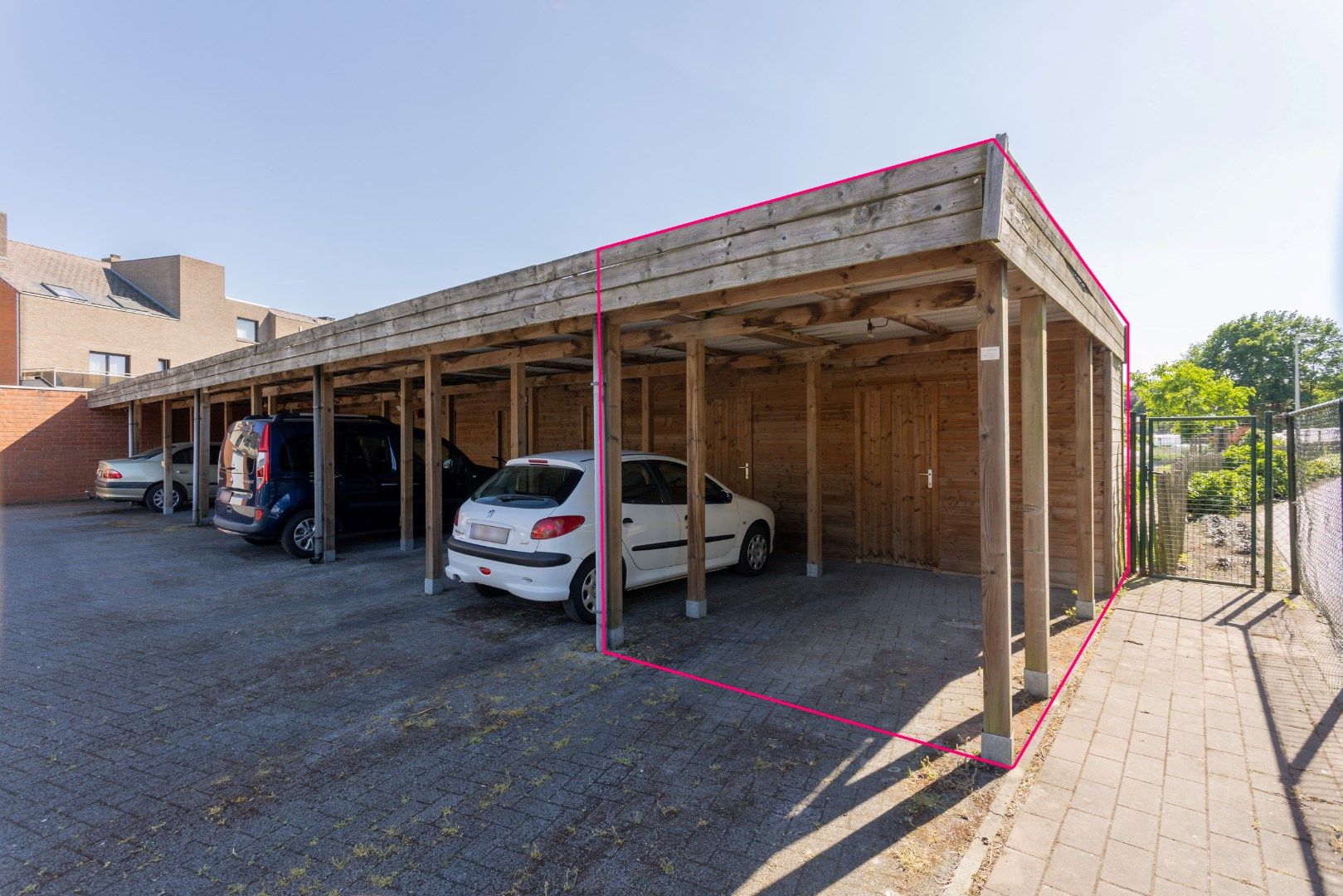 Instapklaar, ruim appartement te koop in centrum van Hamont! foto 25