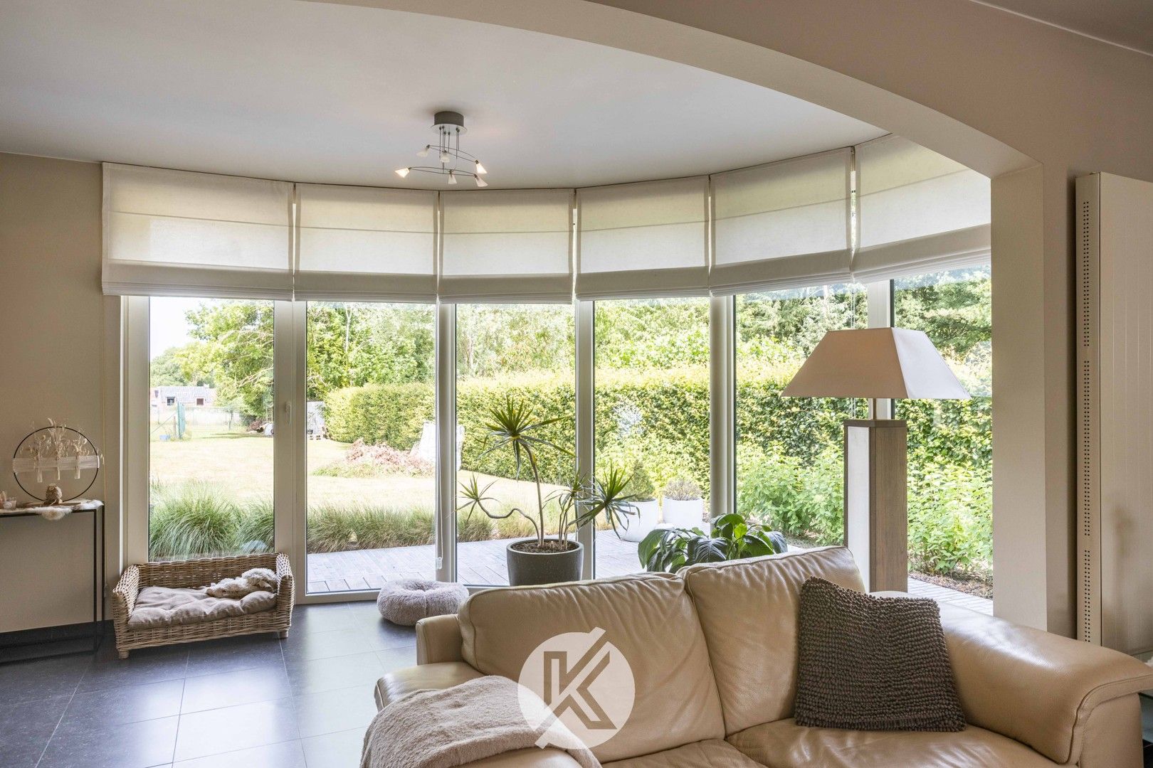 Tijdloze, elegante villa op ruim perceel foto 12