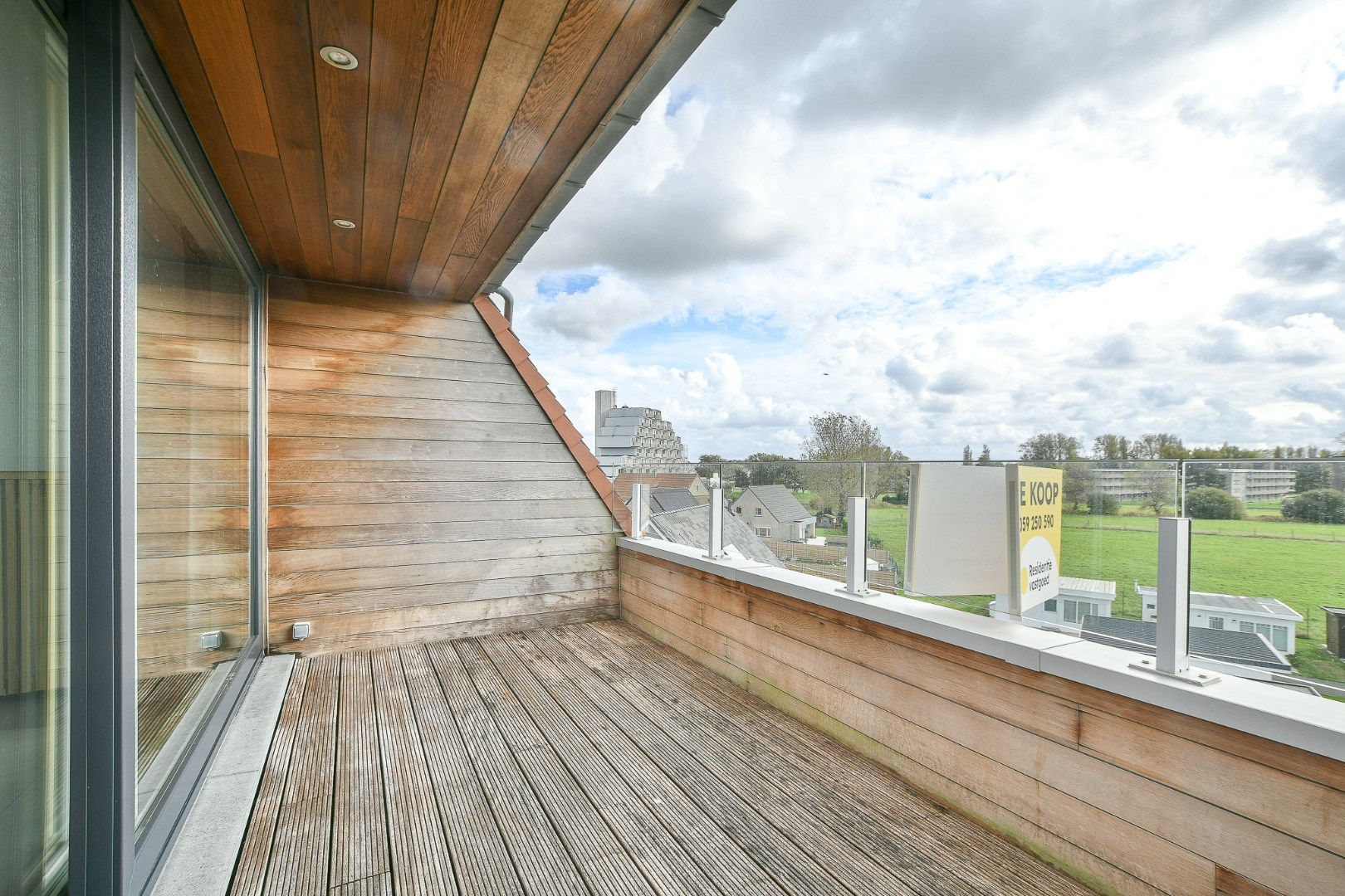 Modern 2-slaapkamerappartement op de derde verdieping met terras nabij duinen en strand, De Haan foto 16