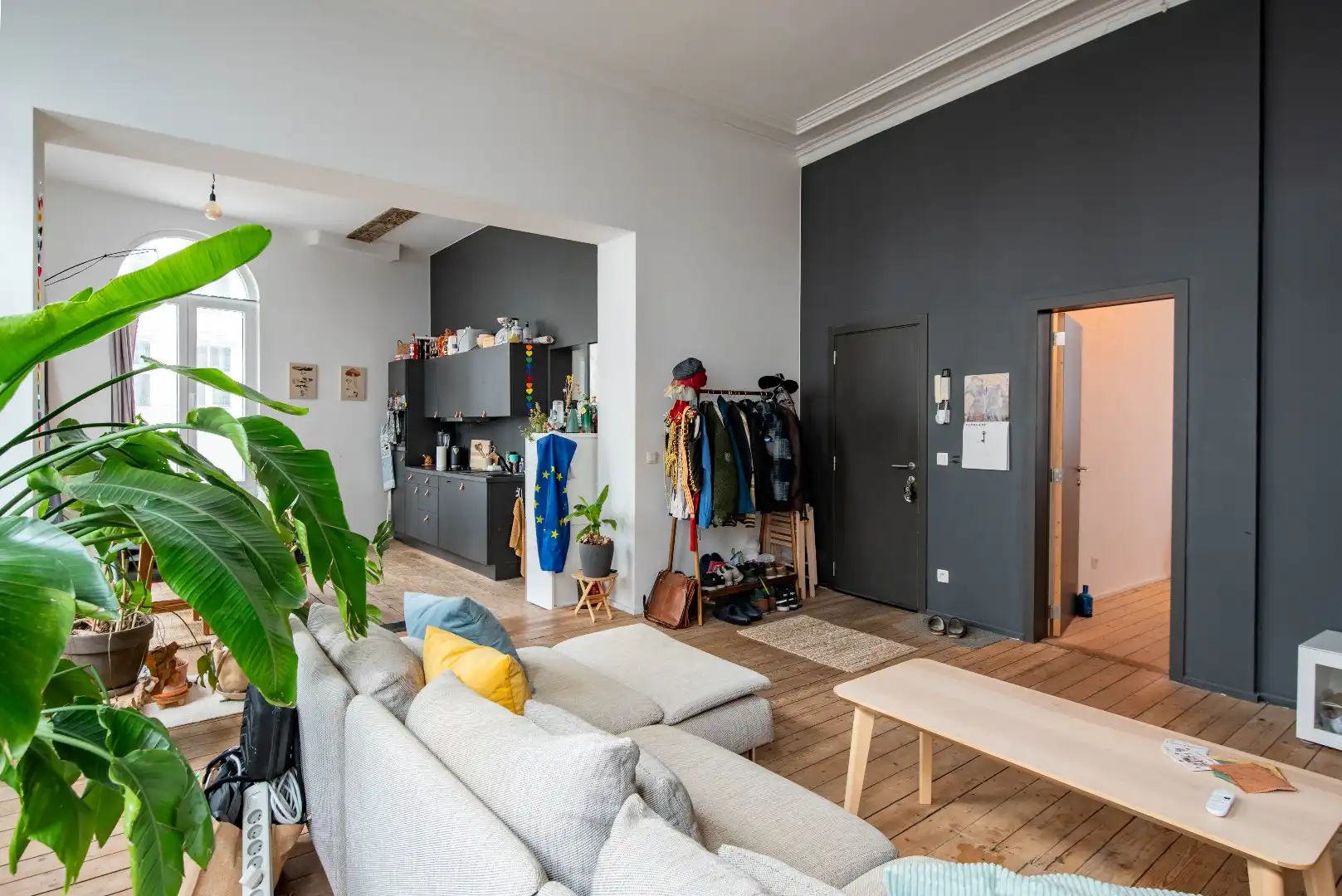Super leuk 2 slaapkamer appartement op centrale ligging! foto 5