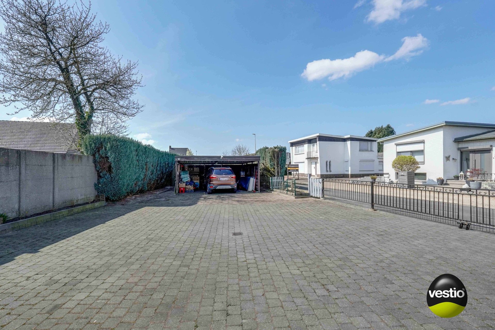 KARAKTERVOLLE, TE RENOVEREN WONING VLAKBIJ CENTRUM VAN OPGLABBEEK foto 24