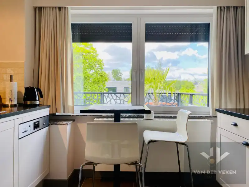 GEMEUBELD APPARTEMENT MET 2 SLPK foto 9