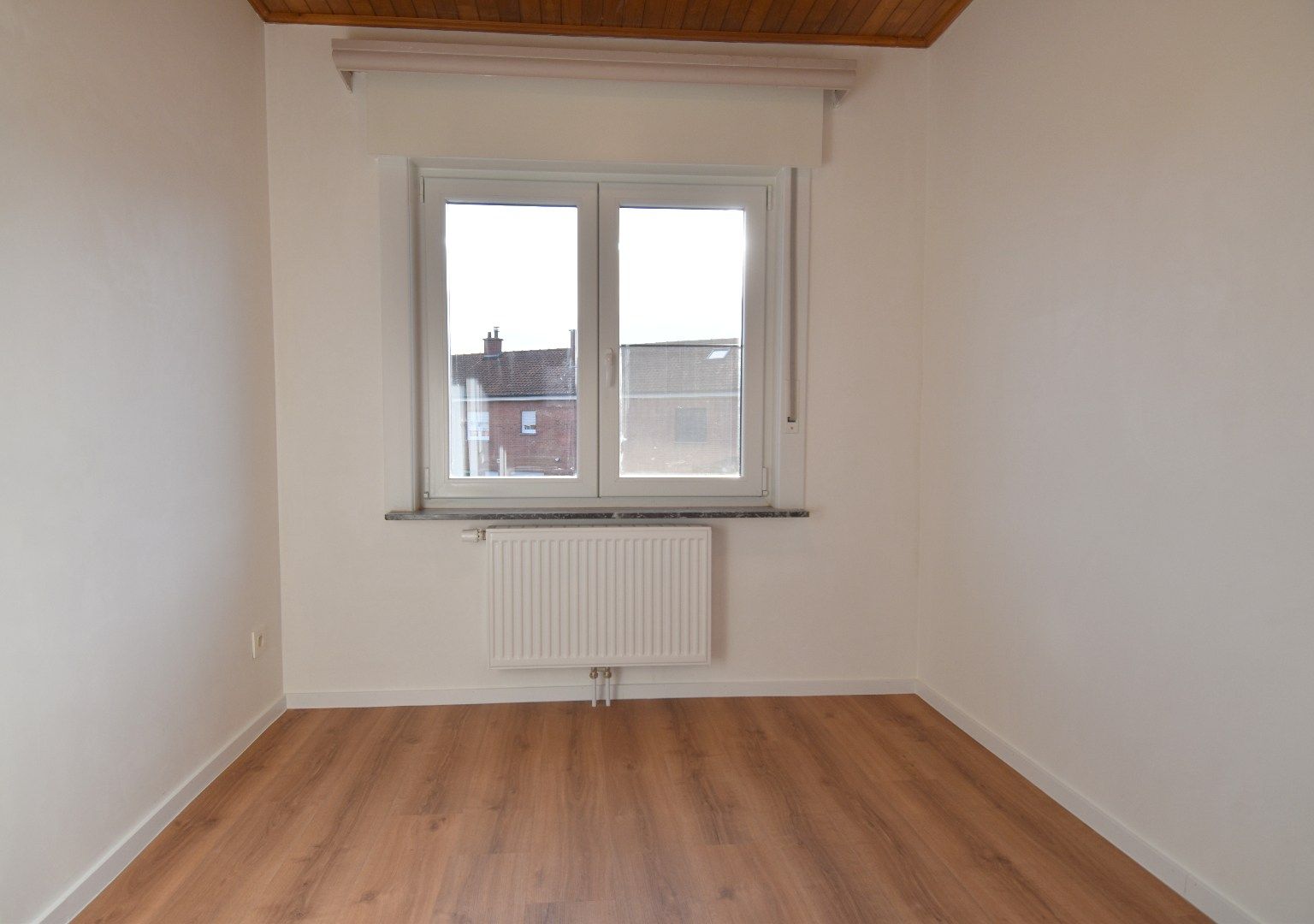 Volledig gerenoveerde woning met tuin en 3 slaapkamers foto 13