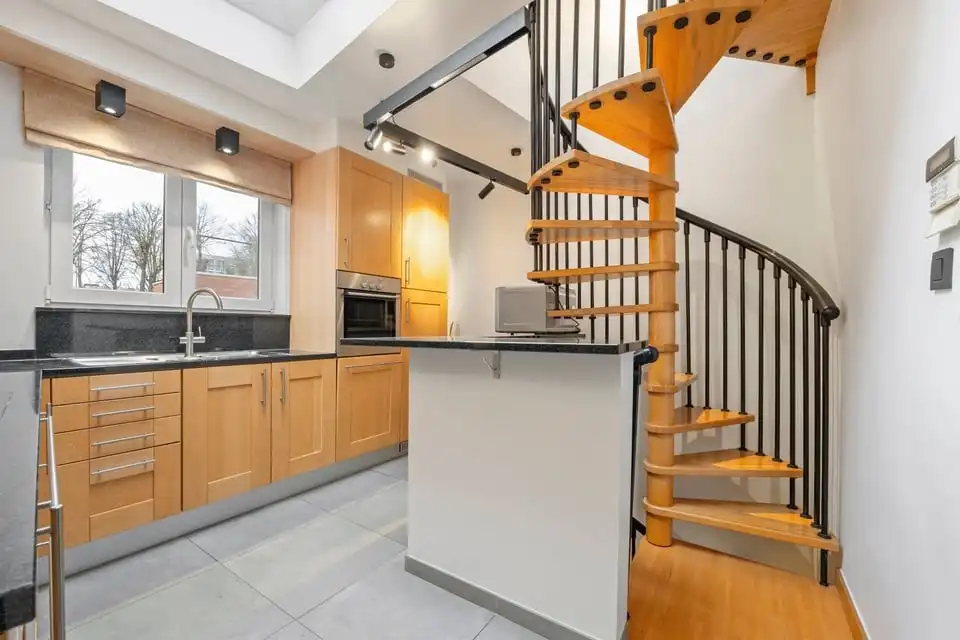 Charmant handelshuis op toplocatie in het hart van de Tongerse winkelstraat foto 7