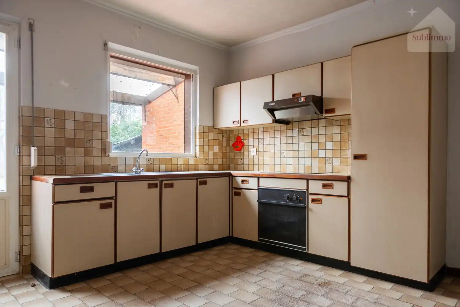 Charmante halfopen bebouwing op idyllische bosrijke locatie – uniek renovatieproject foto 3