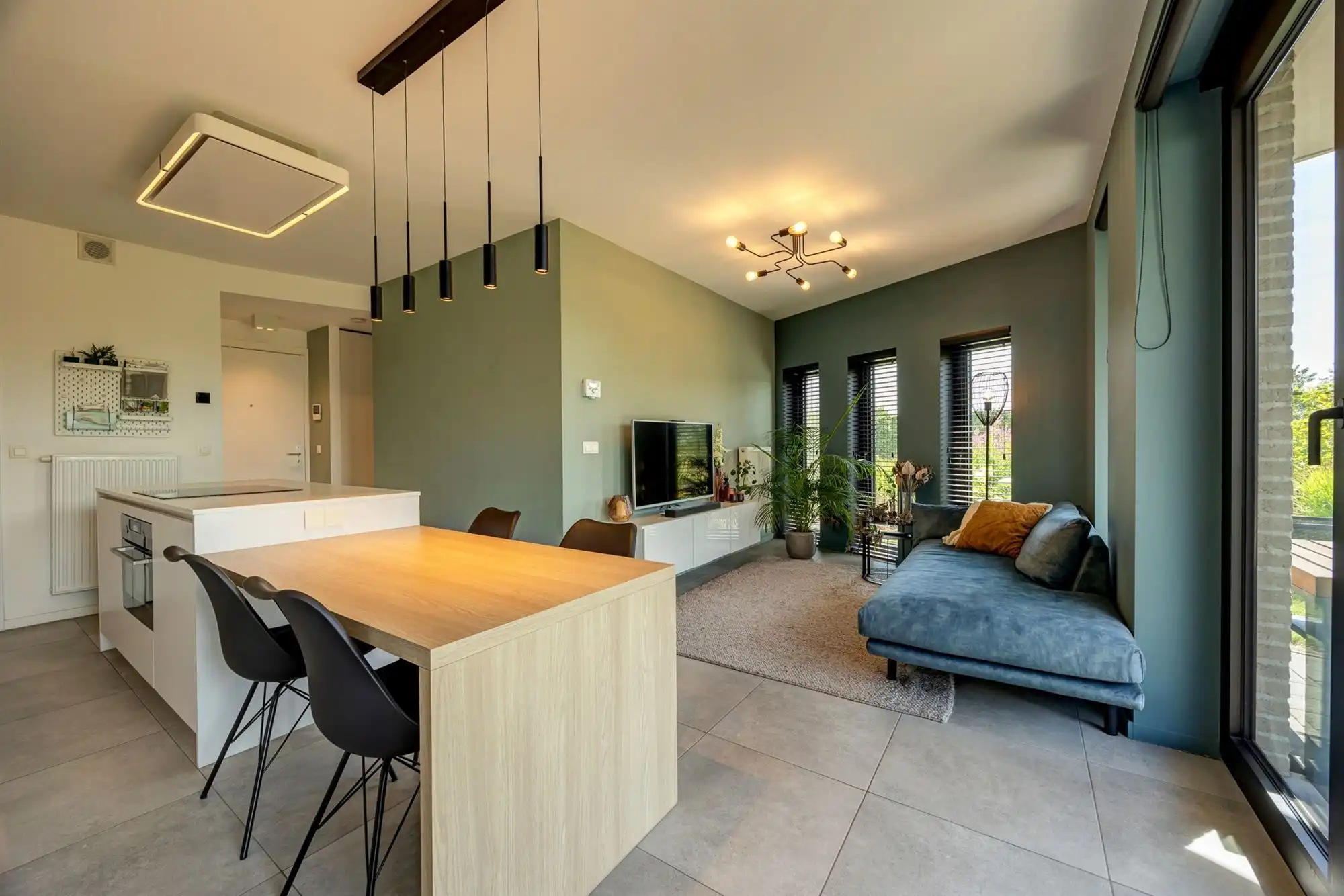 GLVapp. met 2 slaapkamers, tuin en staanplaats foto 2