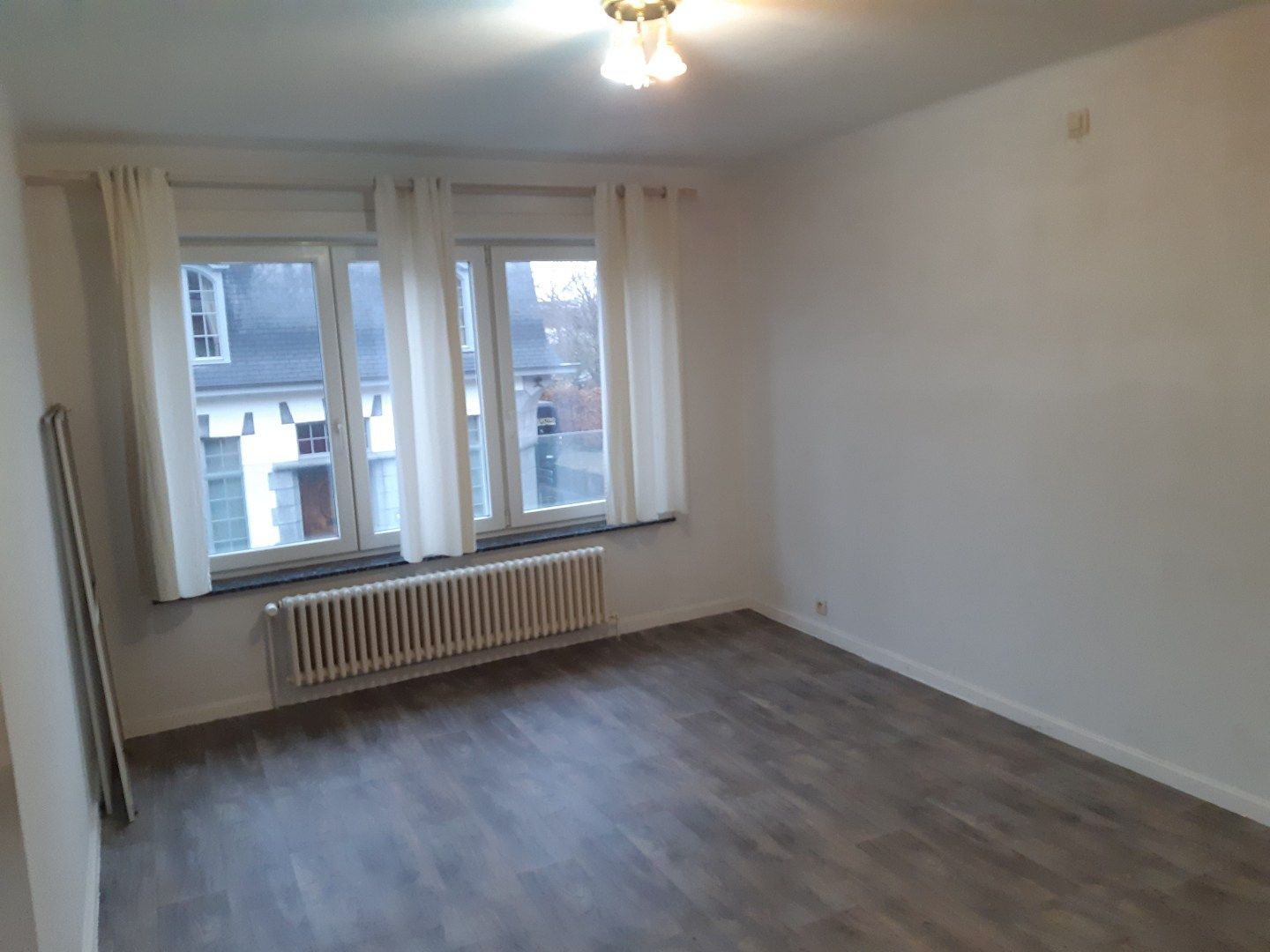 Ruim appartement in centrum Eine. foto 9