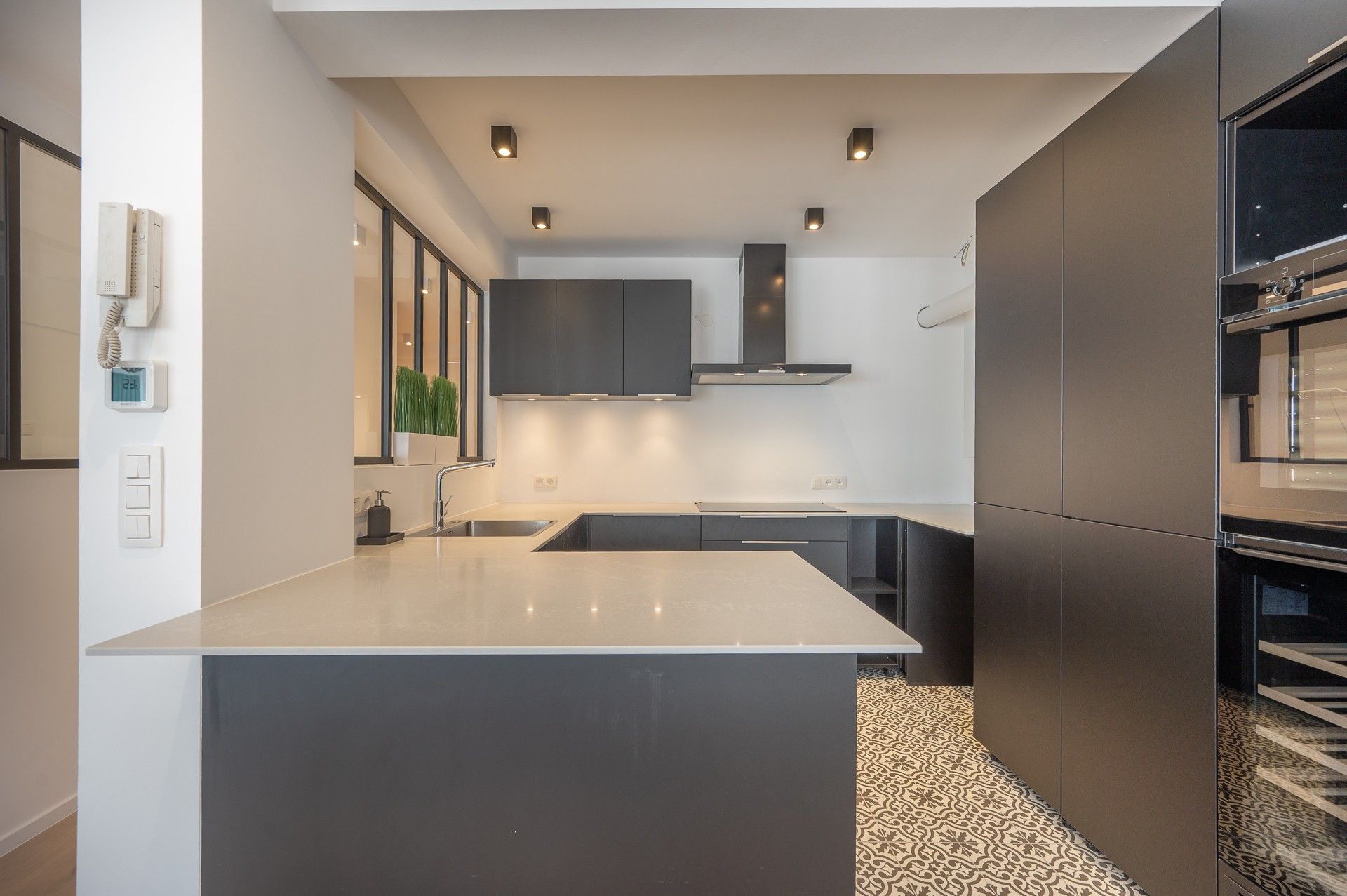 Recent gerenoveerd appartement met zeezicht aan het Albertstrand foto 3