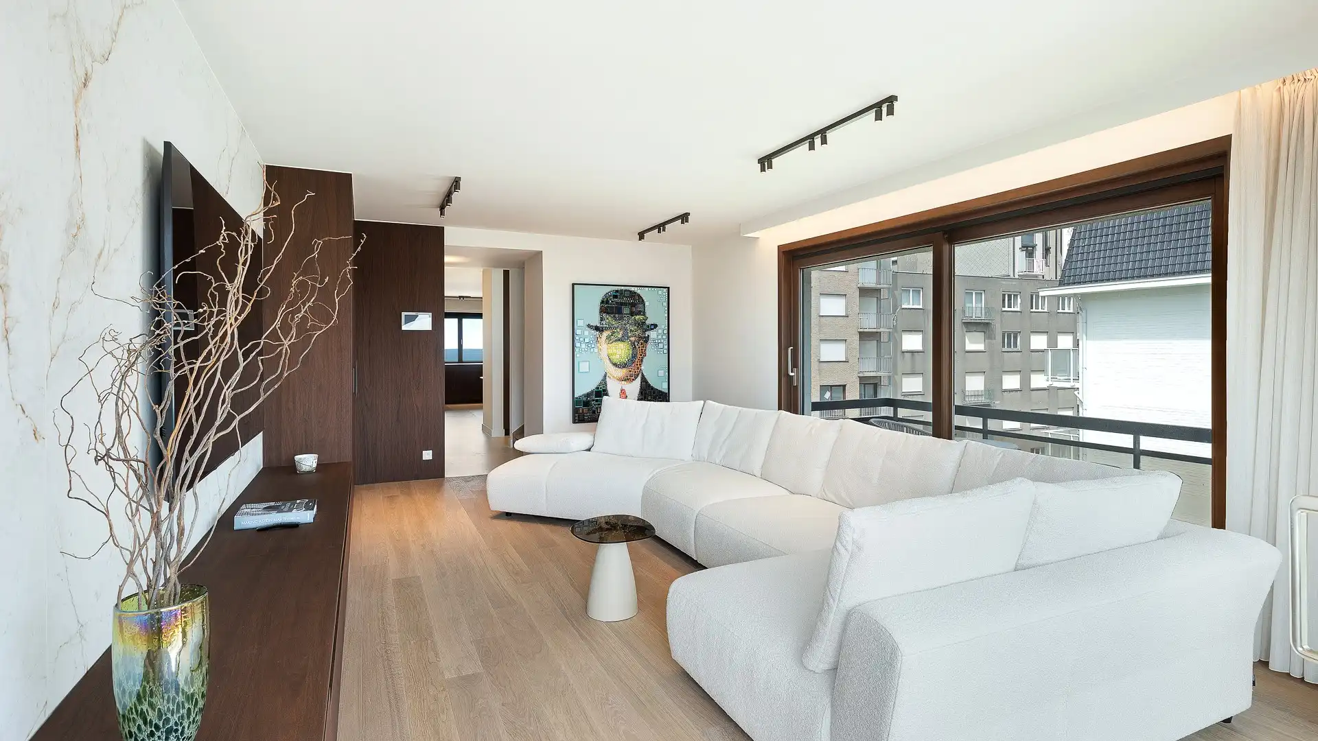 Exclusief gerenoveerd duplex-appartement met zonneterras op wandelafstand van het Albertstrand foto 5
