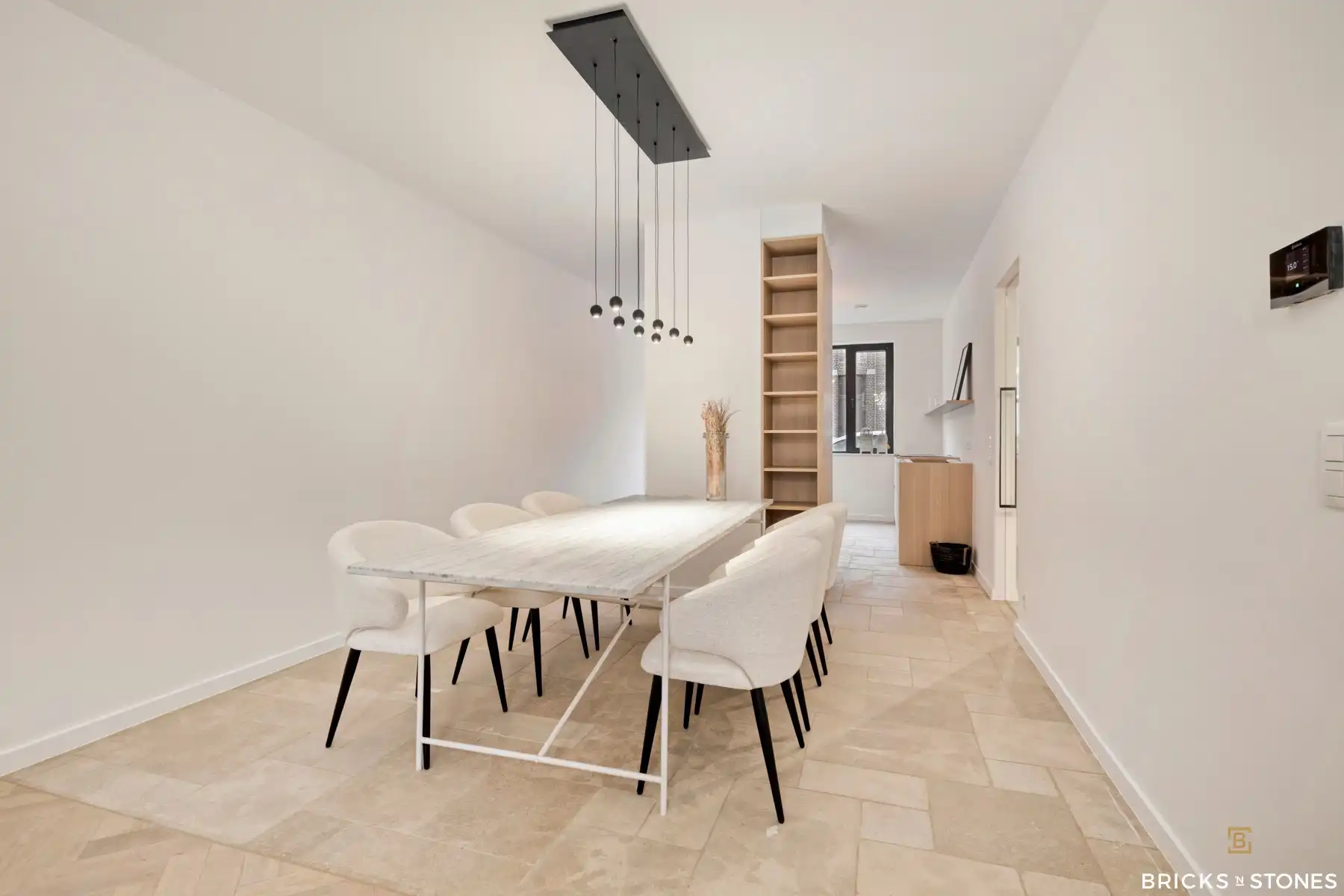 Nieuwbouwwoning met 4 slaapkamers en zonnige tuin foto 6