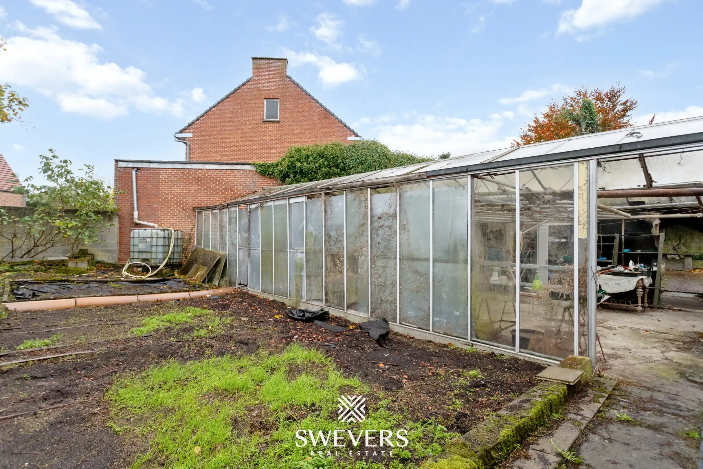 Zeer solide woning met renovatiepotentieel op 10a 18ca  foto 22