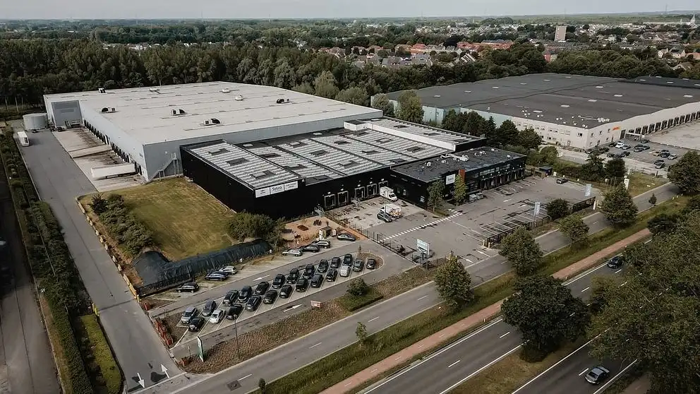 Magazijn te huur op logistieke site te Bornem foto 2