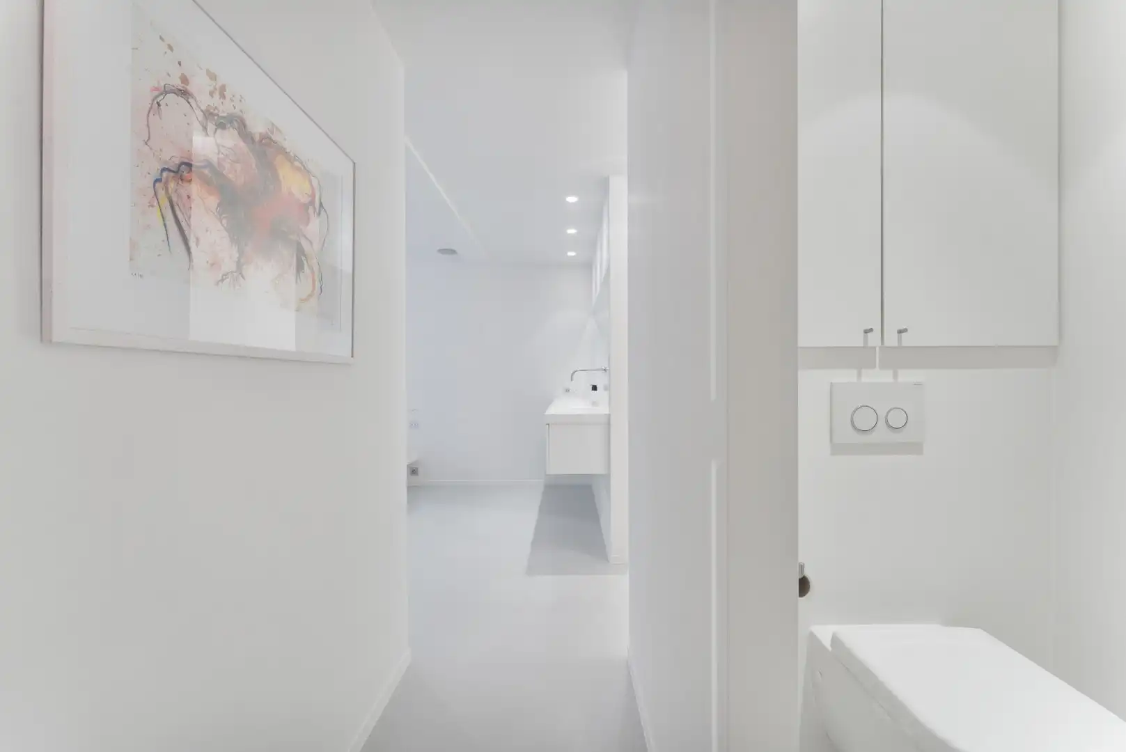 Stijlvol gerenoveerd hoekappartement met loftgevoel, ideaal gelegen aan de Dumortierlaan nabij de Zeedijk foto 8