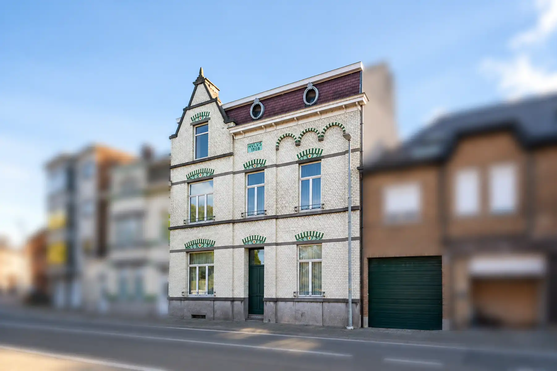 Hoofdfoto van de publicatie: Authentieke herenwoning met prachtig aangelegde tuin!