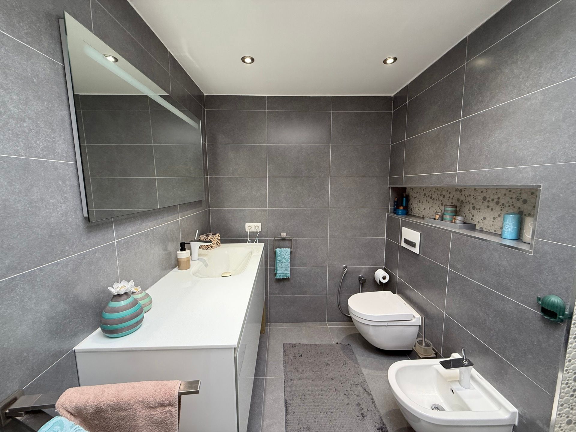 ERPE - Ruime, gerenoveerde woning met apart bureau/studio. foto 16