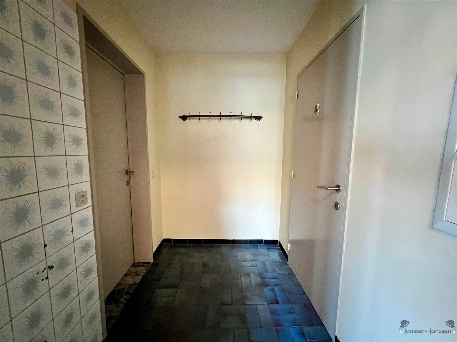 Centraal gelegen appartement op de 2de v  foto 6