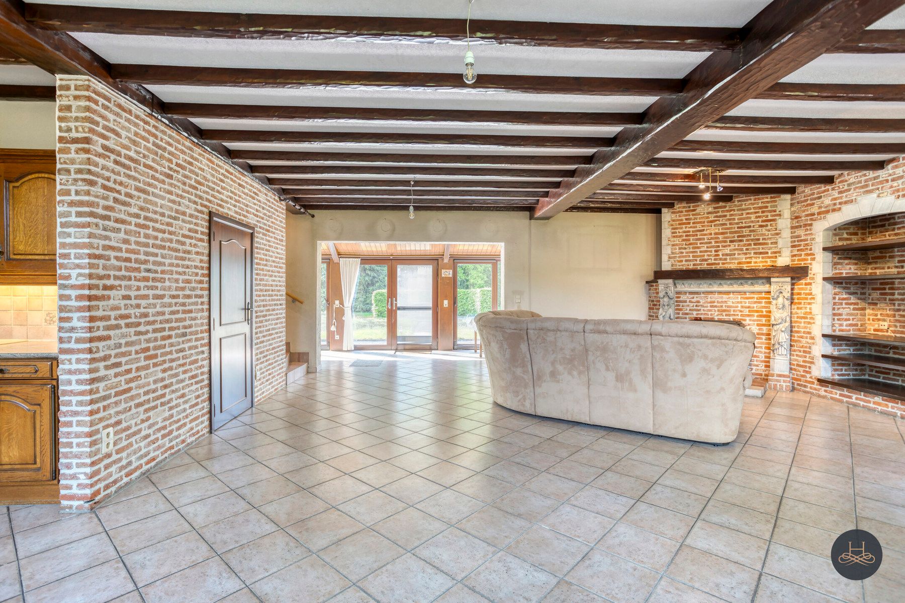 Alleenstaande woning in prachtige groene omgeving foto 3