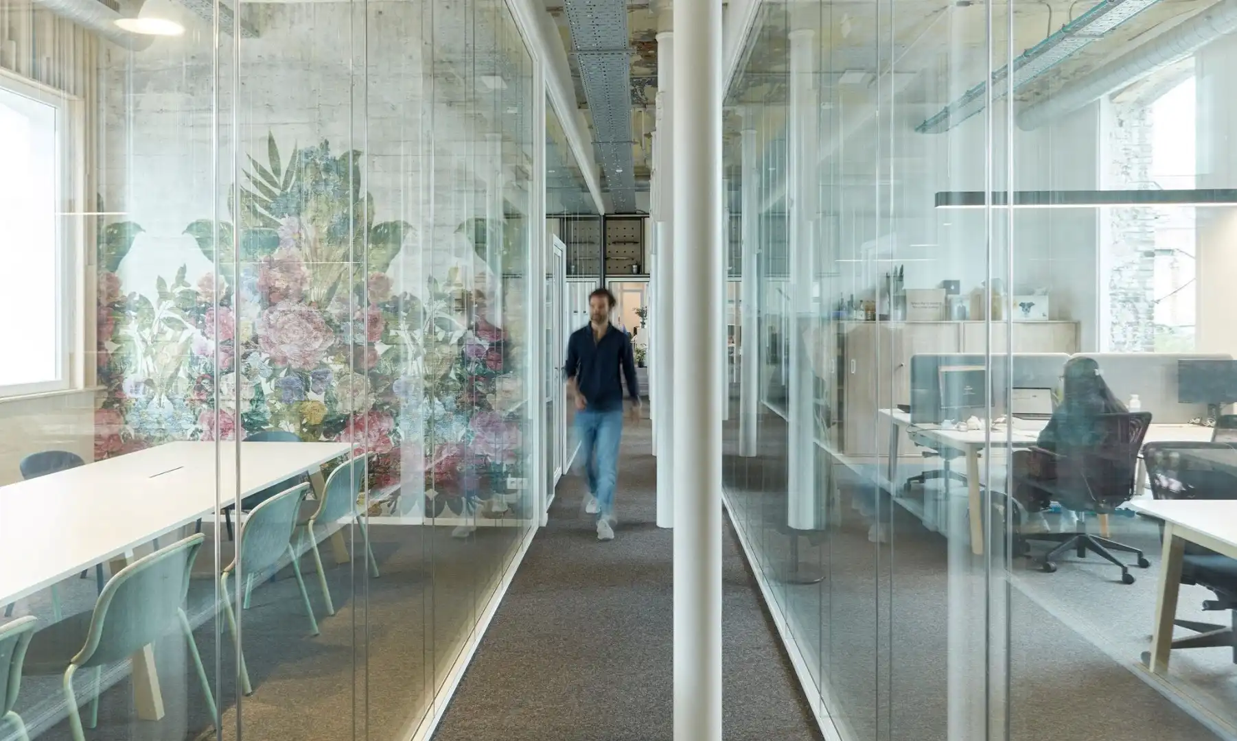 Kantoren in karaktervol gerenoveerd industrieel kantoorgebouw BC Watt Factory foto 4