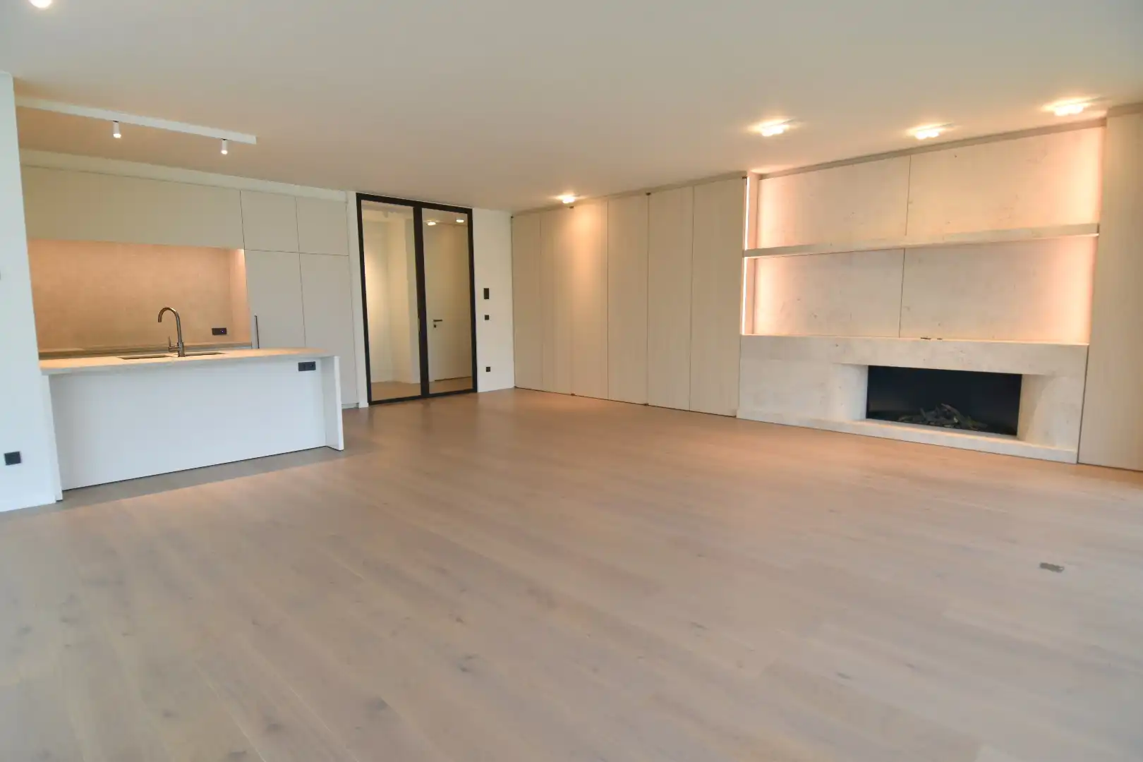 Wonen aan de Broeltorens in een luxe appartement foto 8