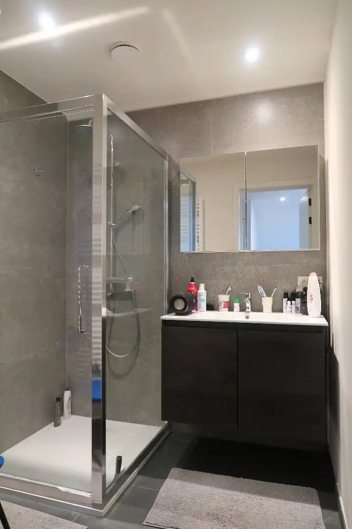 Moderne koppelwoning met 4 slaapkamers en prachtige vergezichten, omringd door groen foto 15