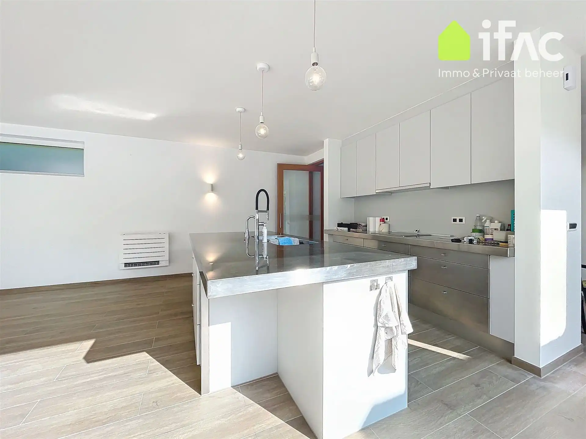 Energiezuinige woning, 4 slaapkamers en leuke tuin foto 8