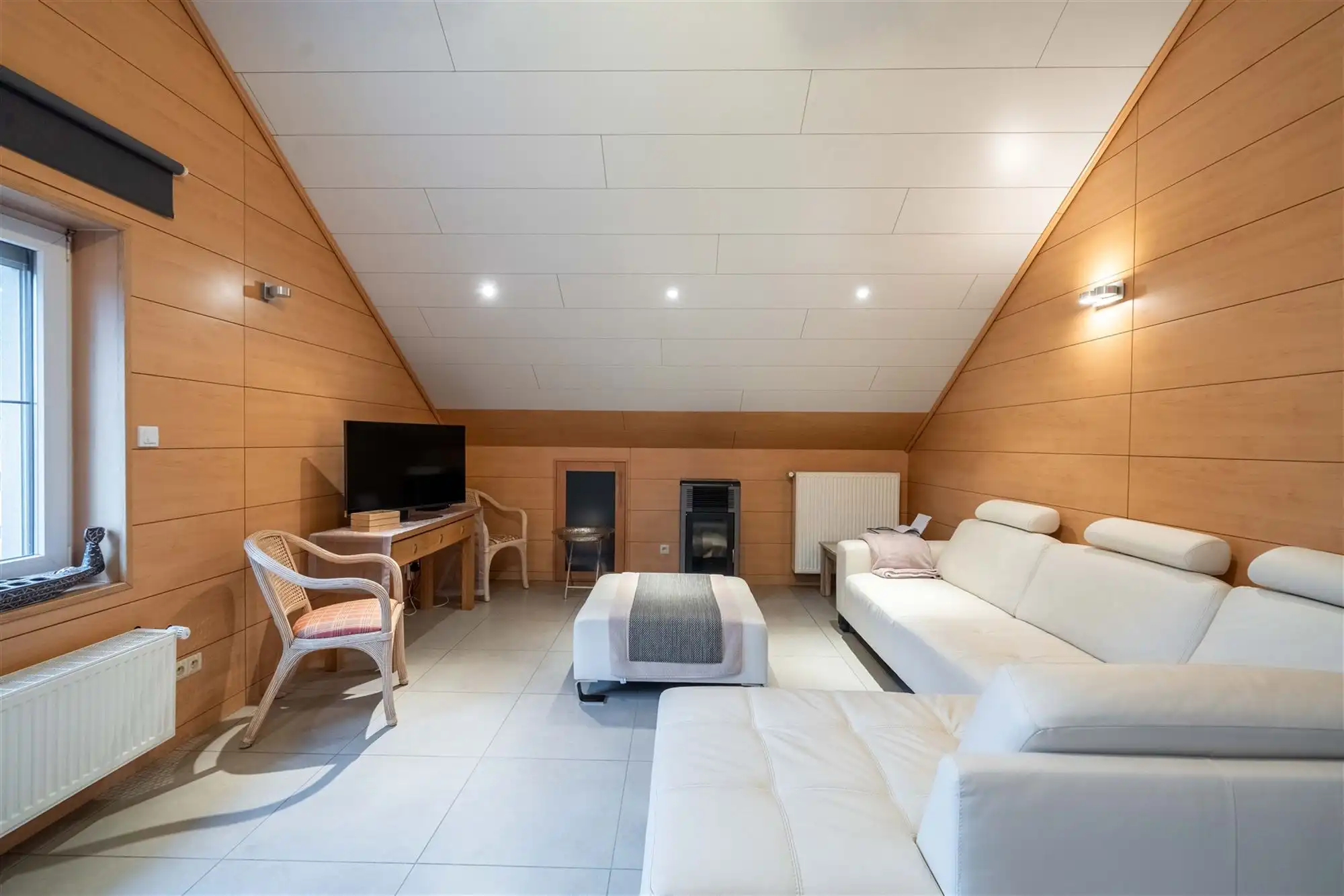 Prachtig handelspand met zaal en ruim appartement te koop! foto 38