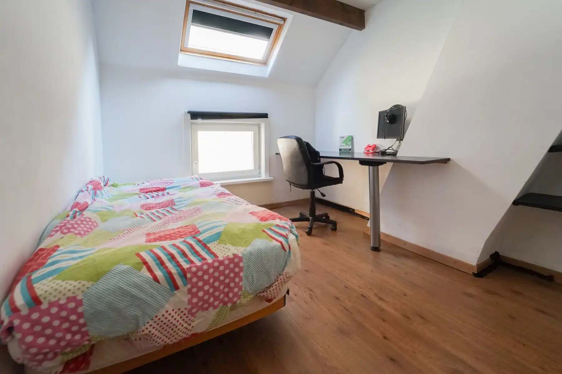 Instapklare rijwoning met 4 slaapkamers! foto 10