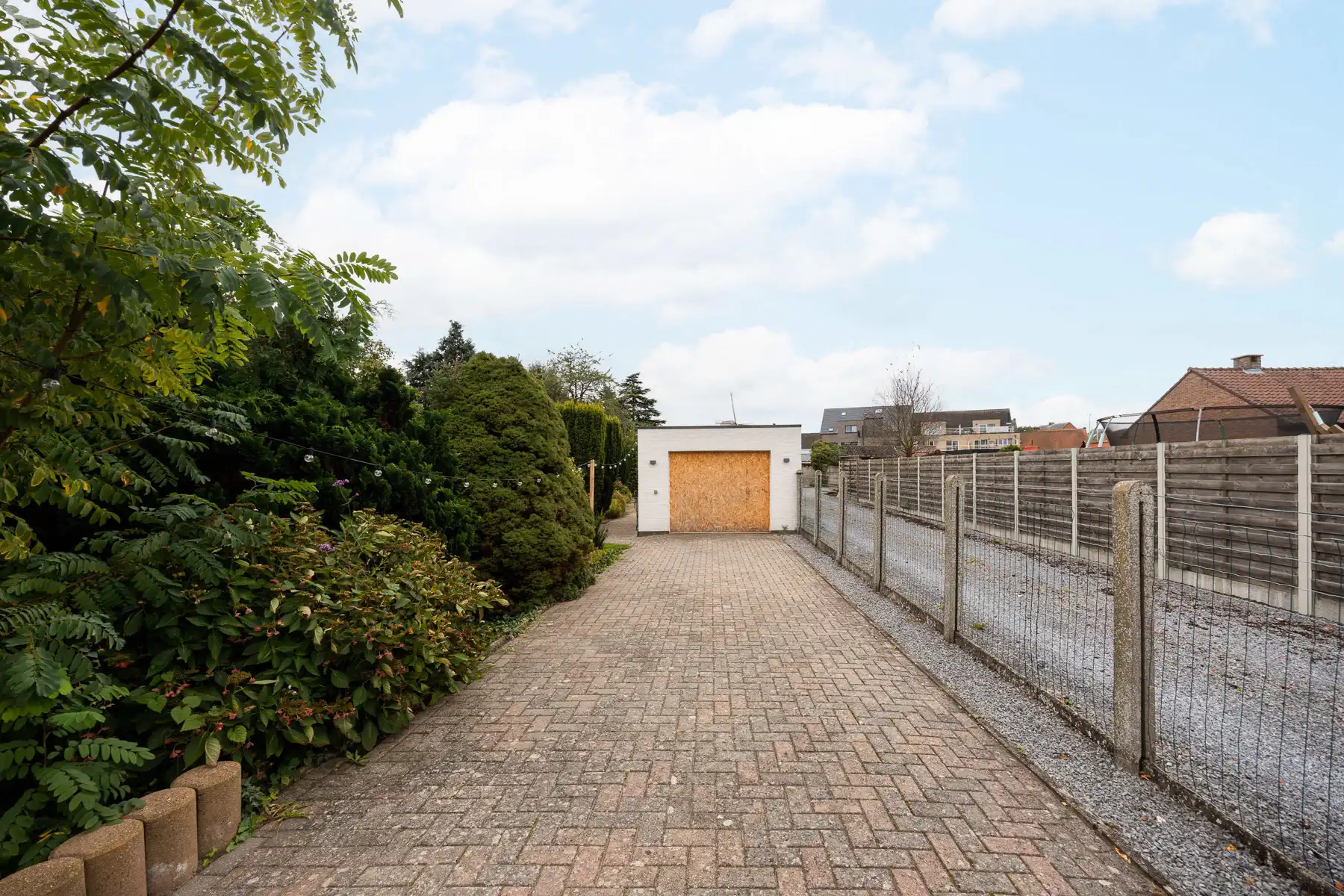 Lichtrijke, gelijkvloerse woning op ruim perceel foto 29