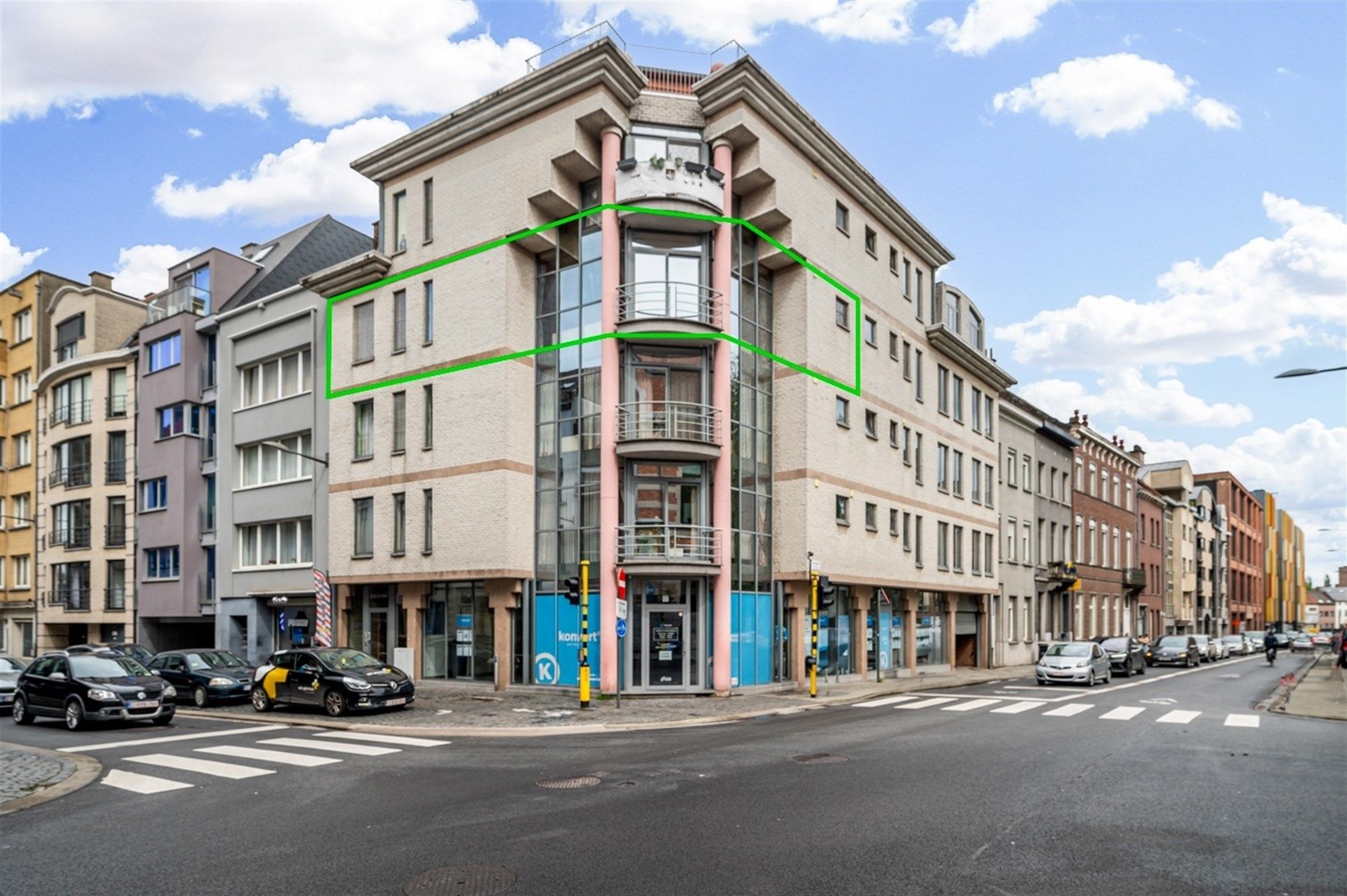 Ruim appartement met twee slaapkamers in het centrum van Aalst! foto 13