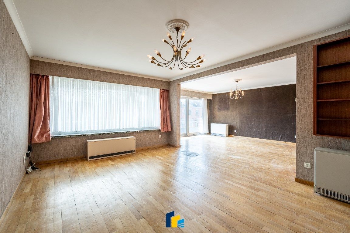 Ruim 2 slpk-appartement met zonnig terras foto {{pictureIndex}}