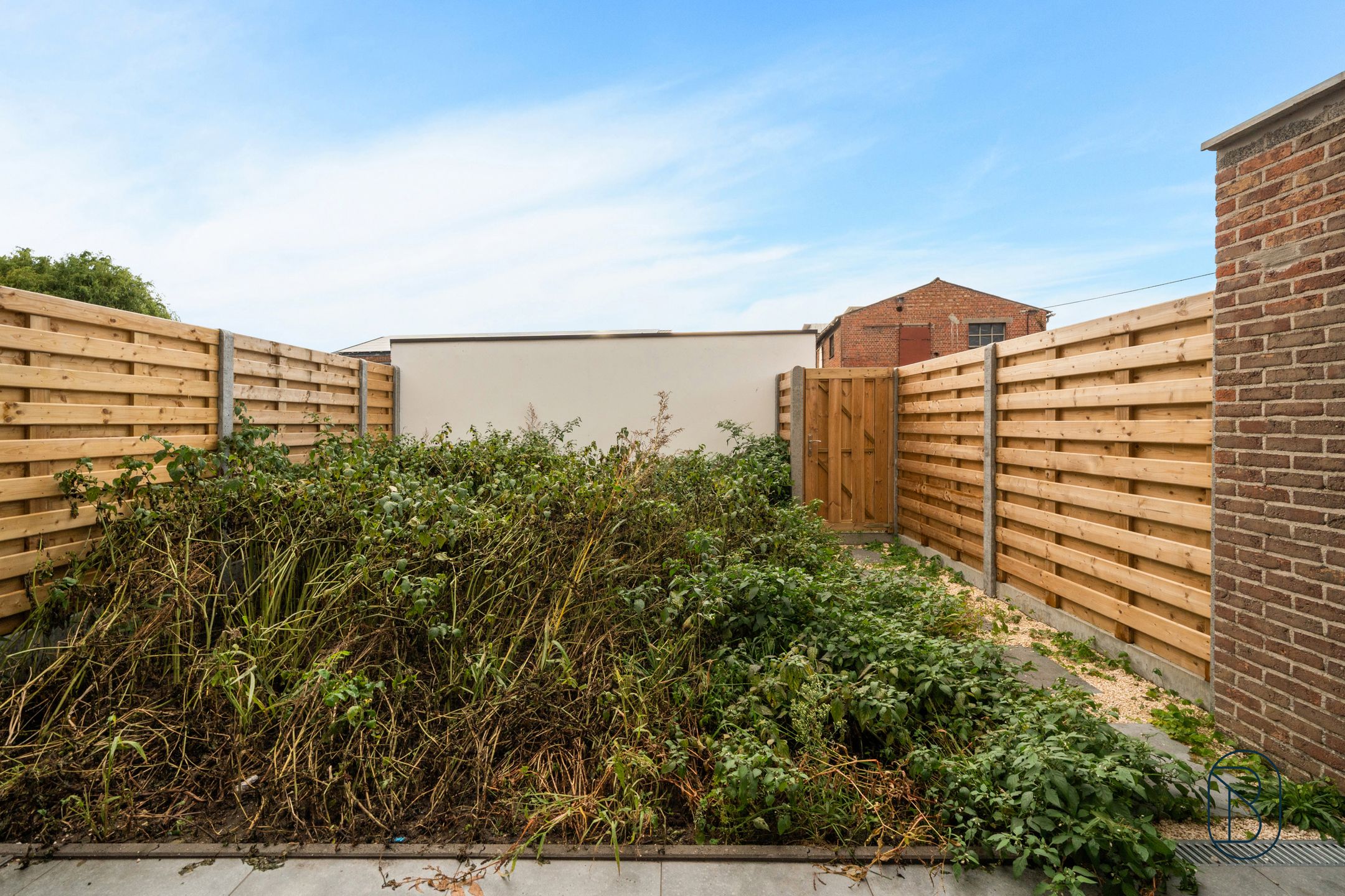 Appartementsgebouw bestaande uit 6 appartementen met garages foto 19