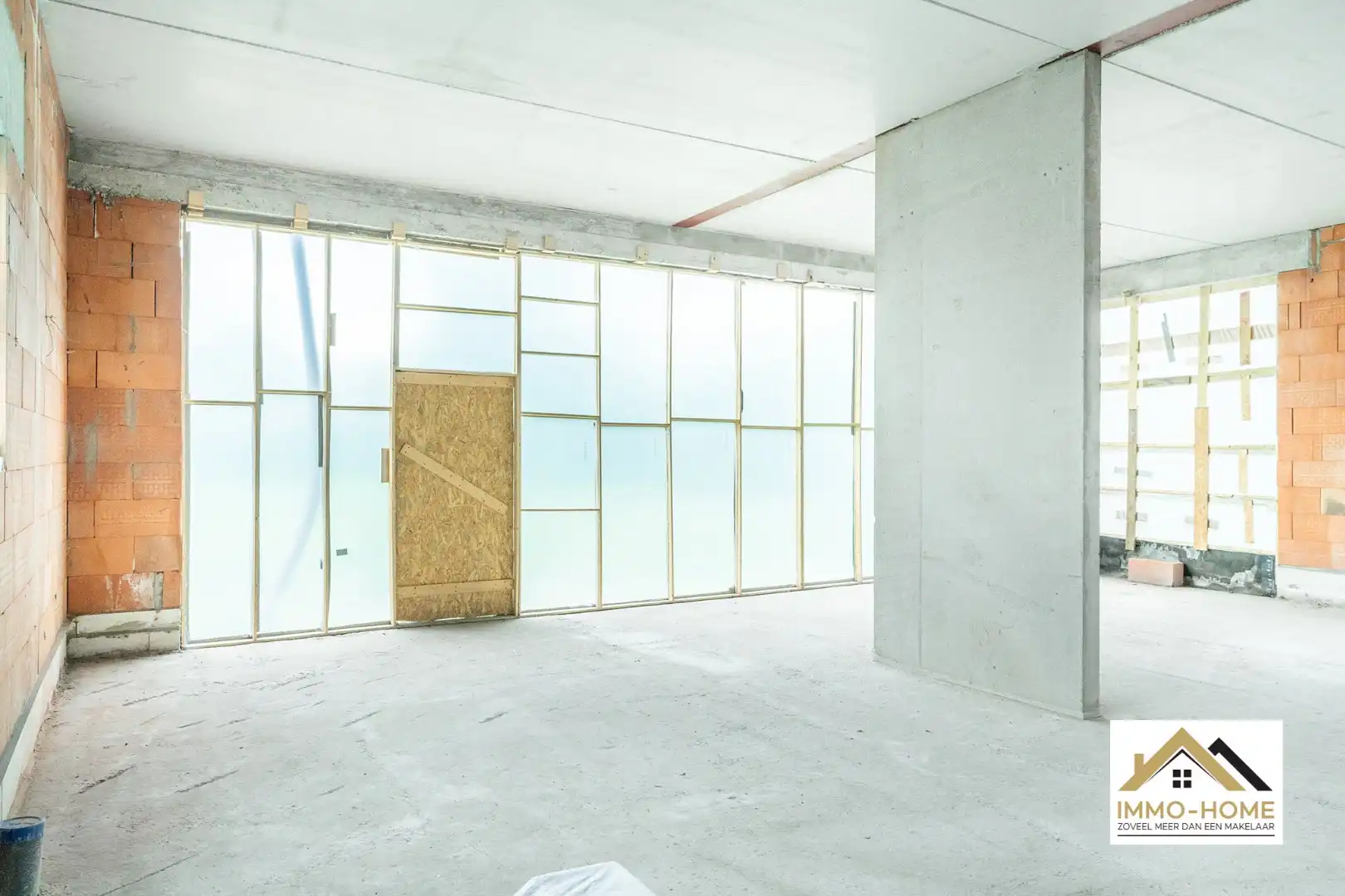 Casco woning met enorm volume! foto 8