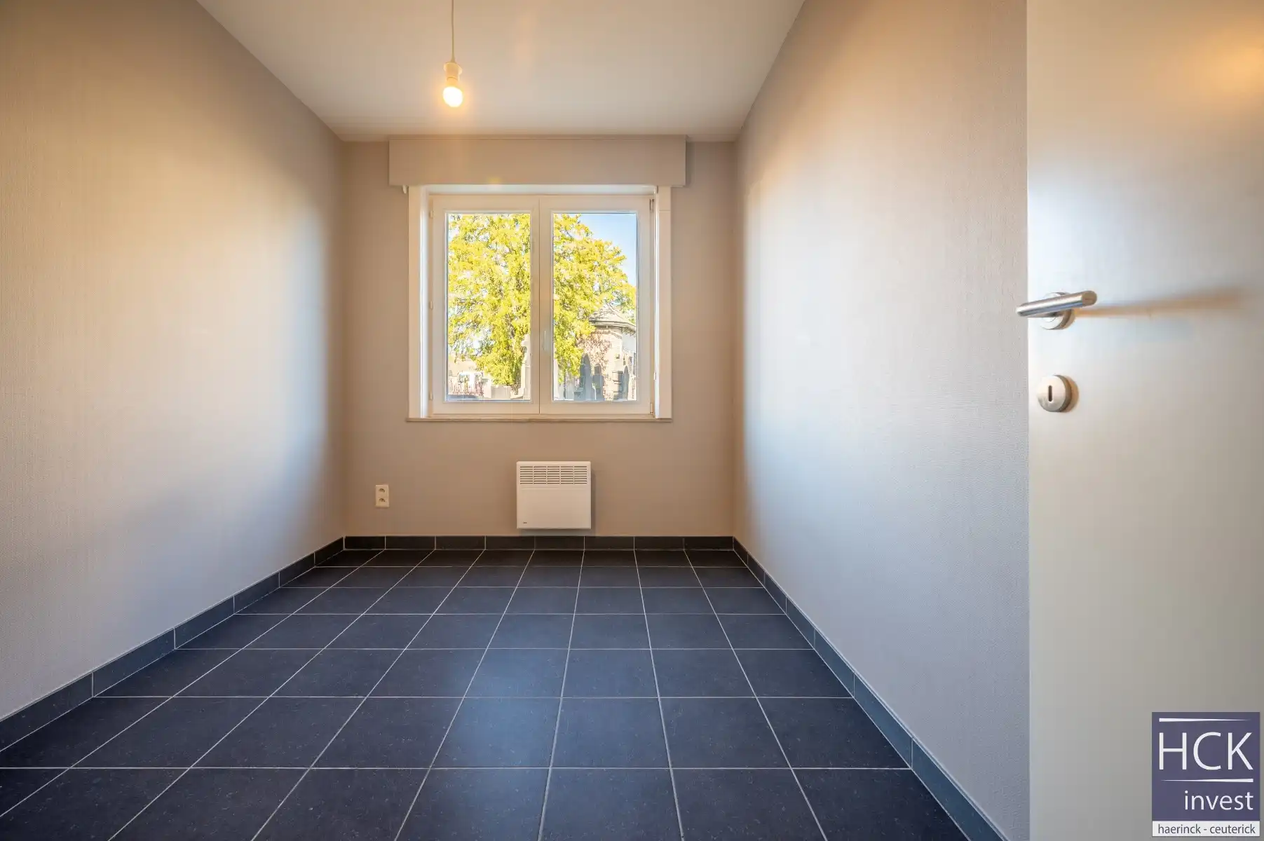 OUDENAARDE - Knap appartement met 2 SLPK. op topligging te Eine foto 9