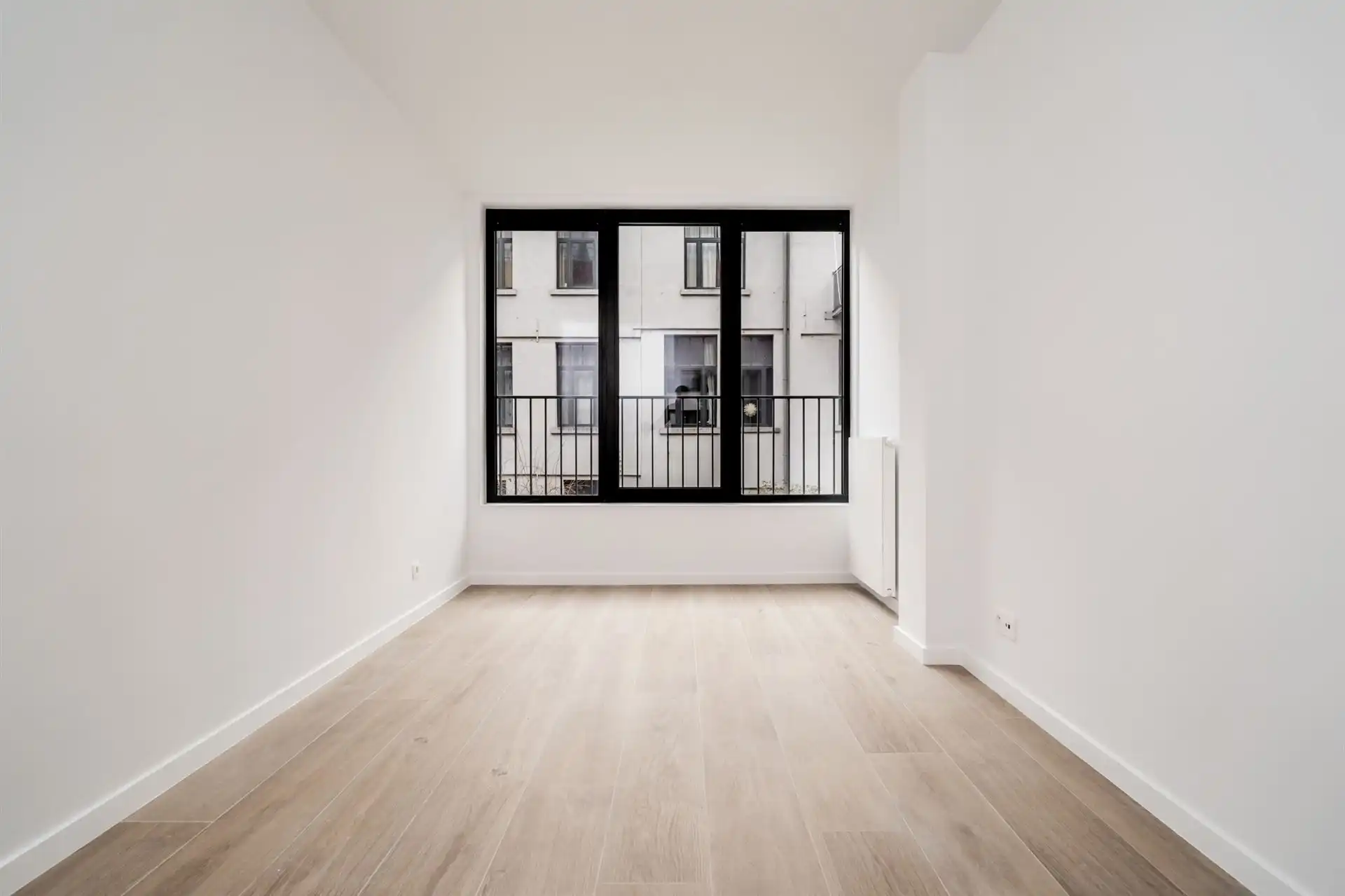 Prachtige nieuwe 2 slpk duplex met binnenplaats/terras ! foto 13