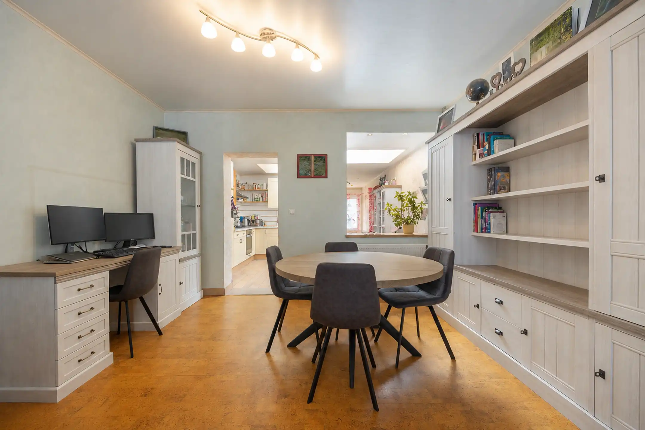 Rijwoning in het centrum van Bonheiden foto 4