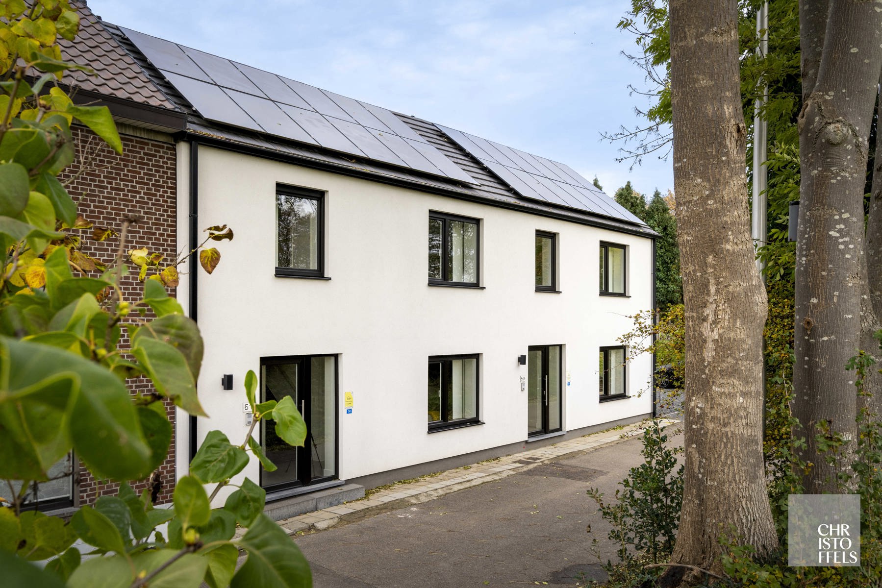 Investeringsobject - twee gerenoveerde en energiezuinige vakantiehuizen te Kesselt (Lanaken)! foto {{pictureIndex}}