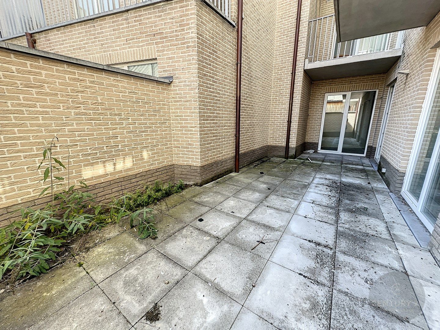 NIEUW en ZEER RUIM gelijkvloersappartement foto 13