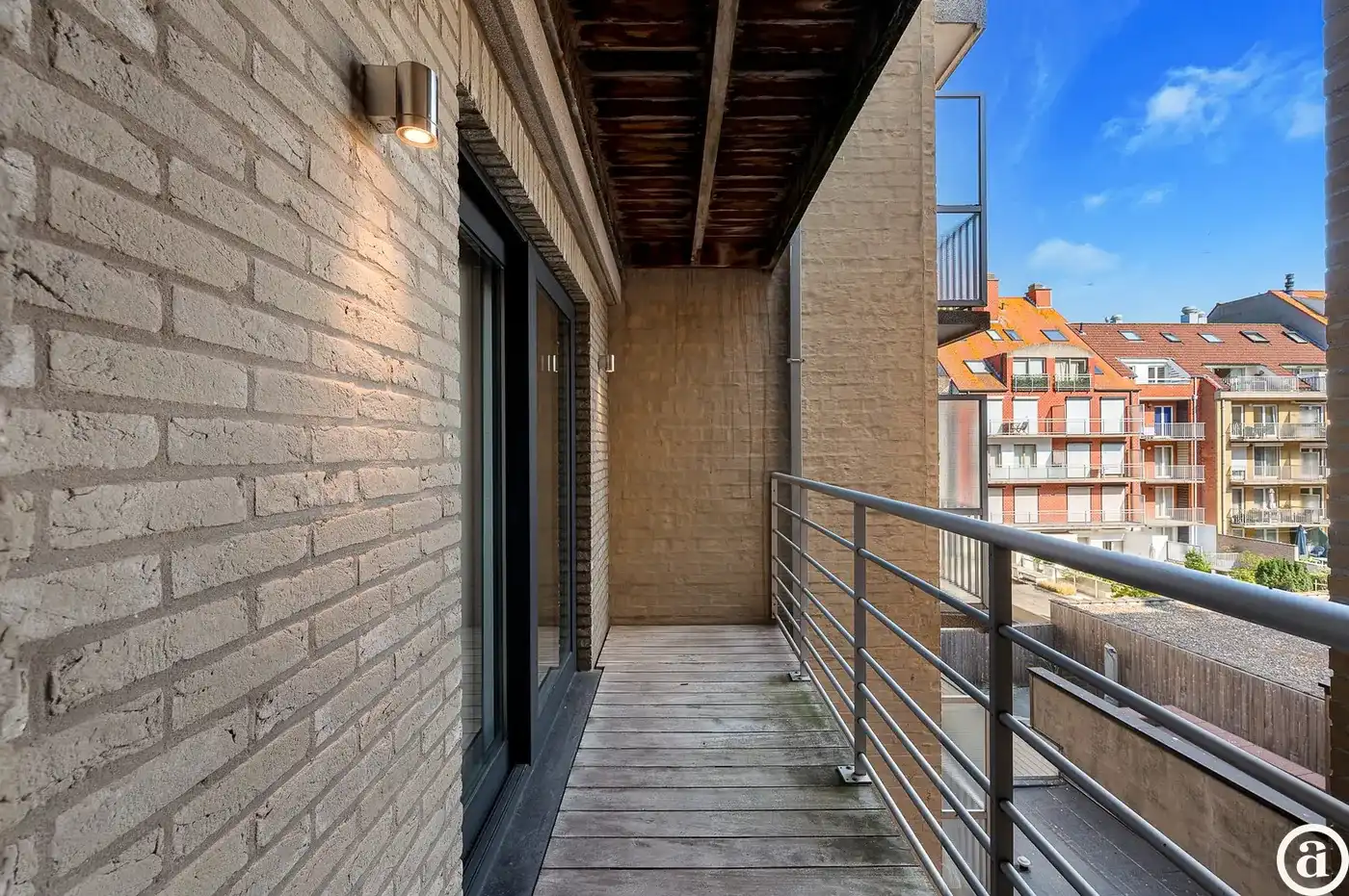 Instapklaar 2-slaapkamerappartement met terras op gegeerde locatie in Knokke foto 24