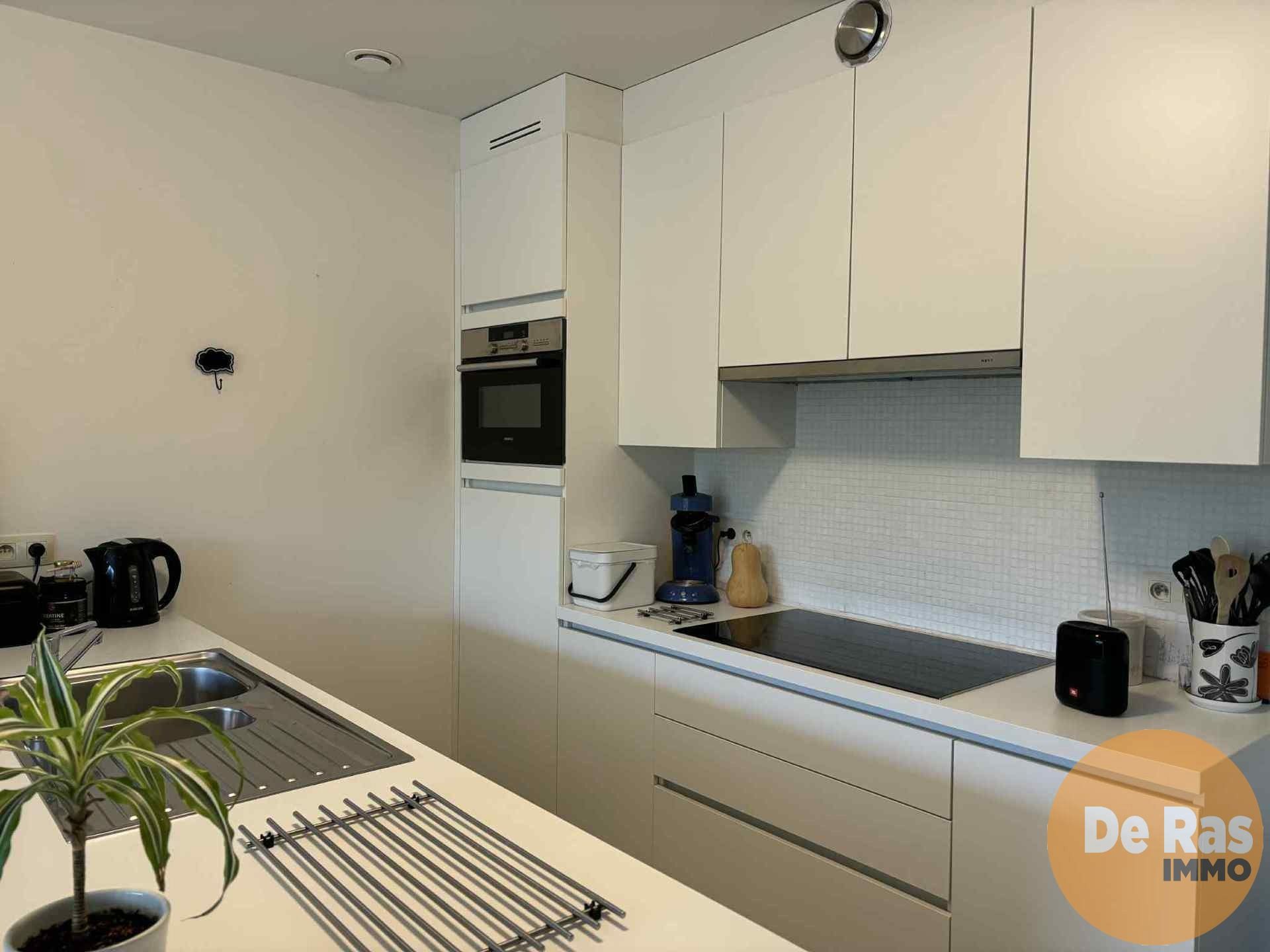 HERZELE - Recent appartement op rustige locatie foto 6