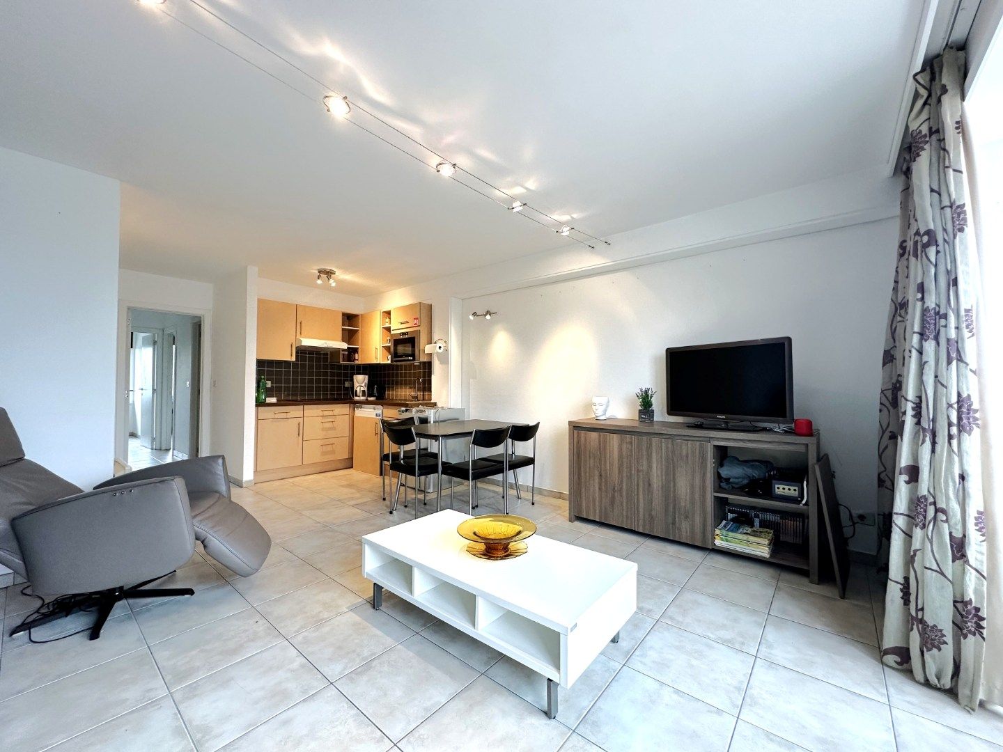 Appartement op rustige ligging te Bredene foto 3