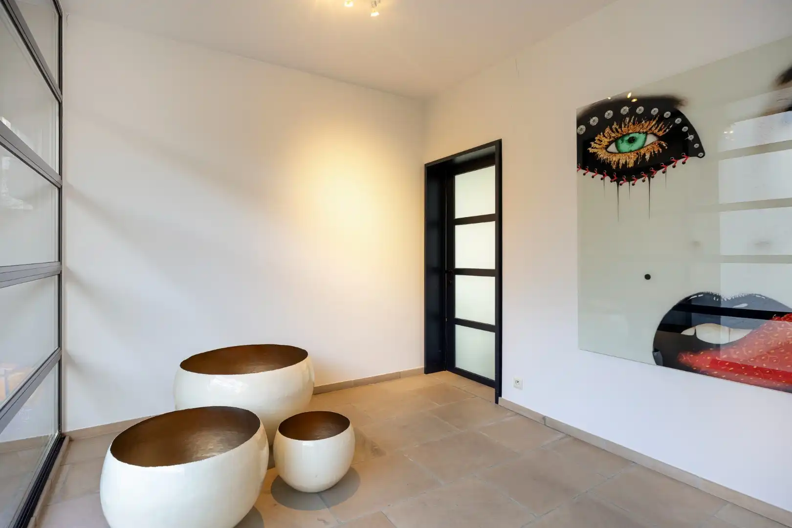 !! NIEUWE VOORWAARDEN !! Villa op een uiterst exclusieve locatie aan een prachtig privémeer foto 5