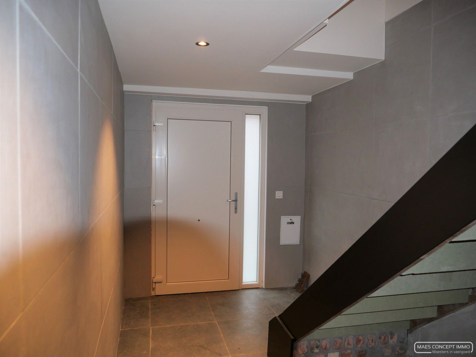 Te koop groot duplex appartement met garage vlakbij centrum Desselgem foto 2