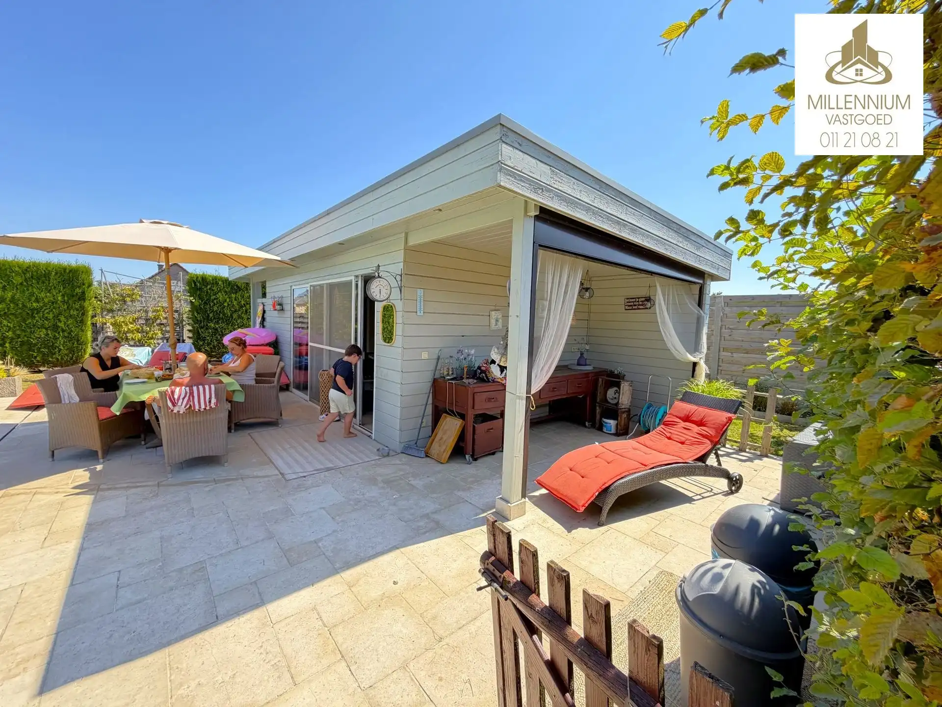 Ruime 3-slpk woning zwembad  foto 38